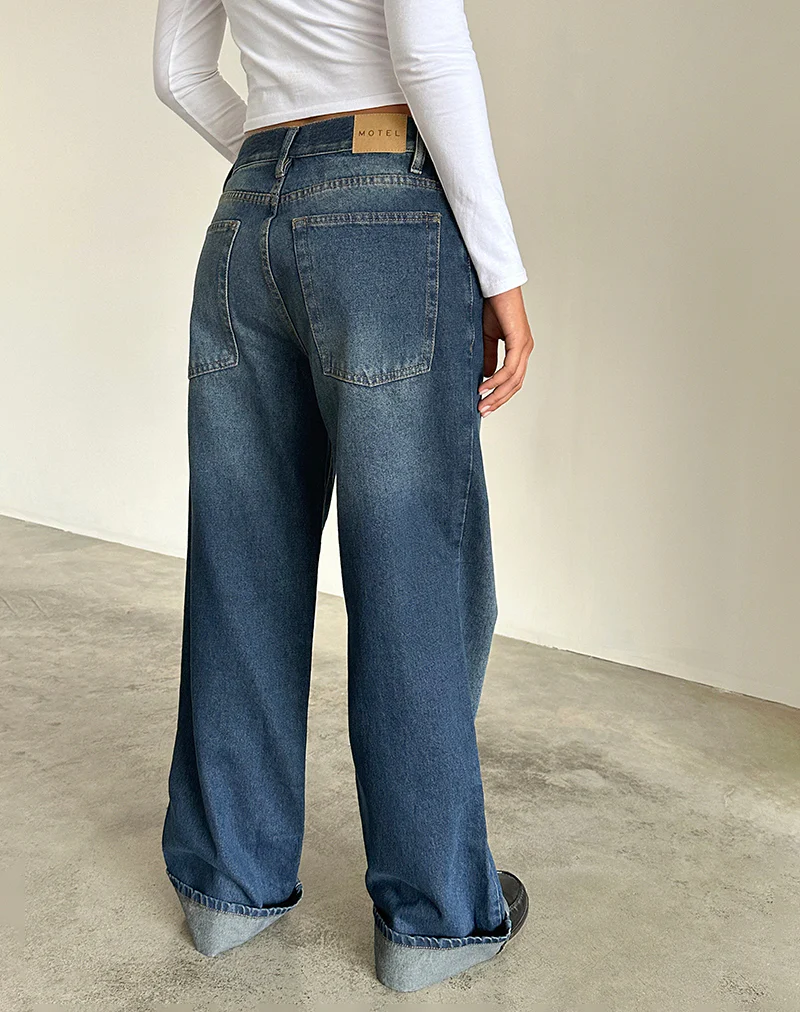Oversized Dad Low Rise Jeans in Dark Vintage - Image 4