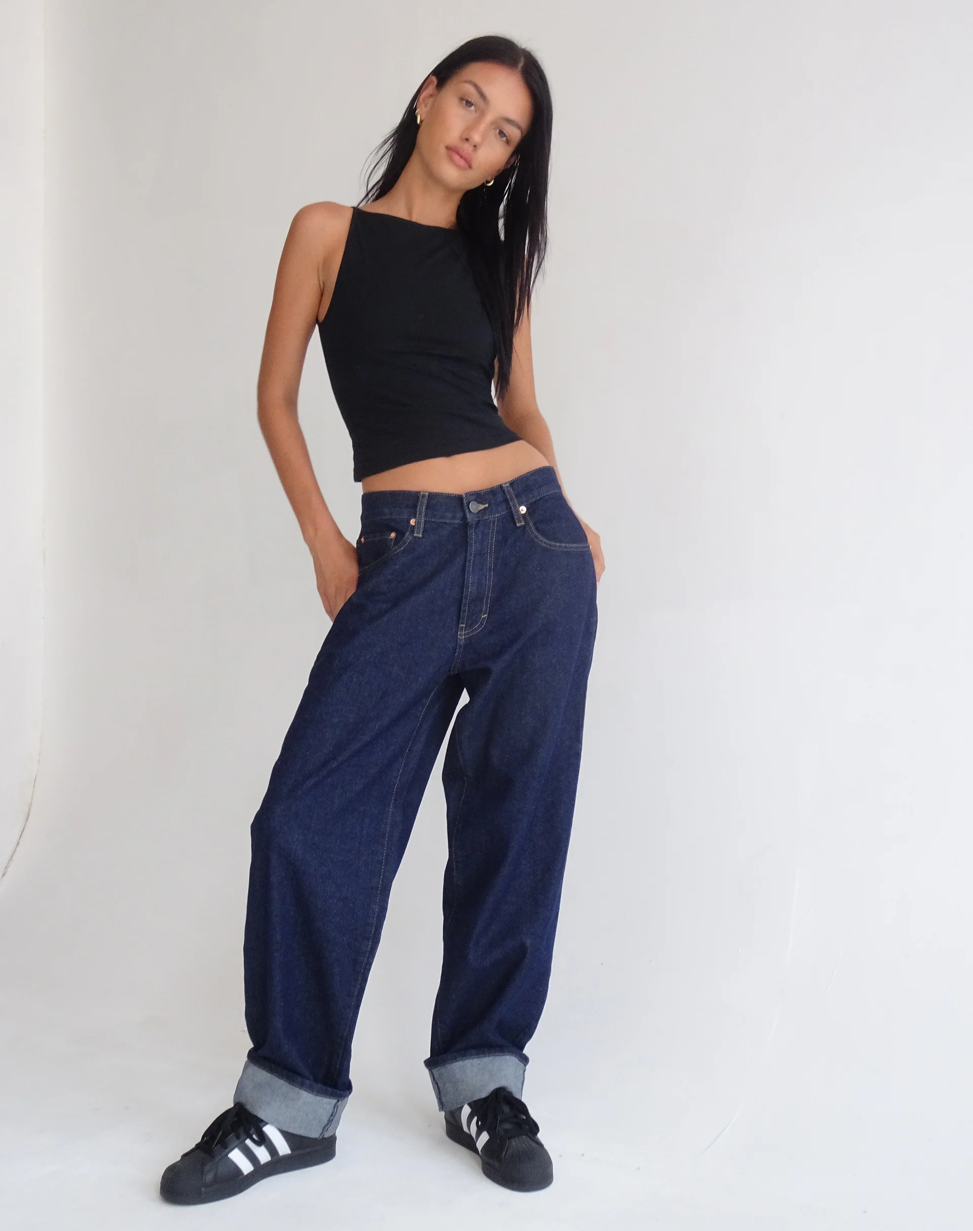 Oversized Dad Low Rise Jeans in Dark Rinse - Image 3
