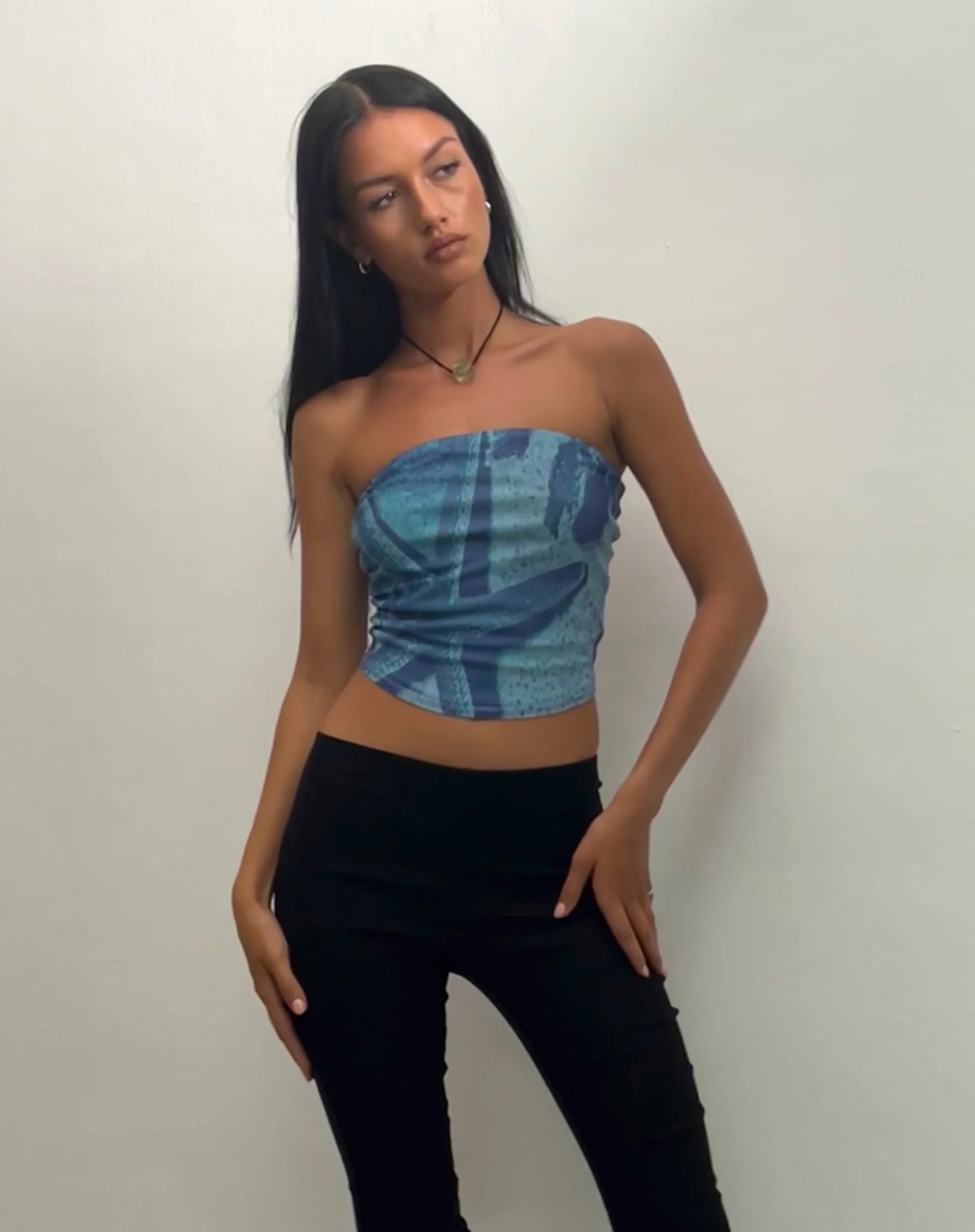 Peggy Mesh Bandeau Top in Blue Starfish Photoprint - Image 6