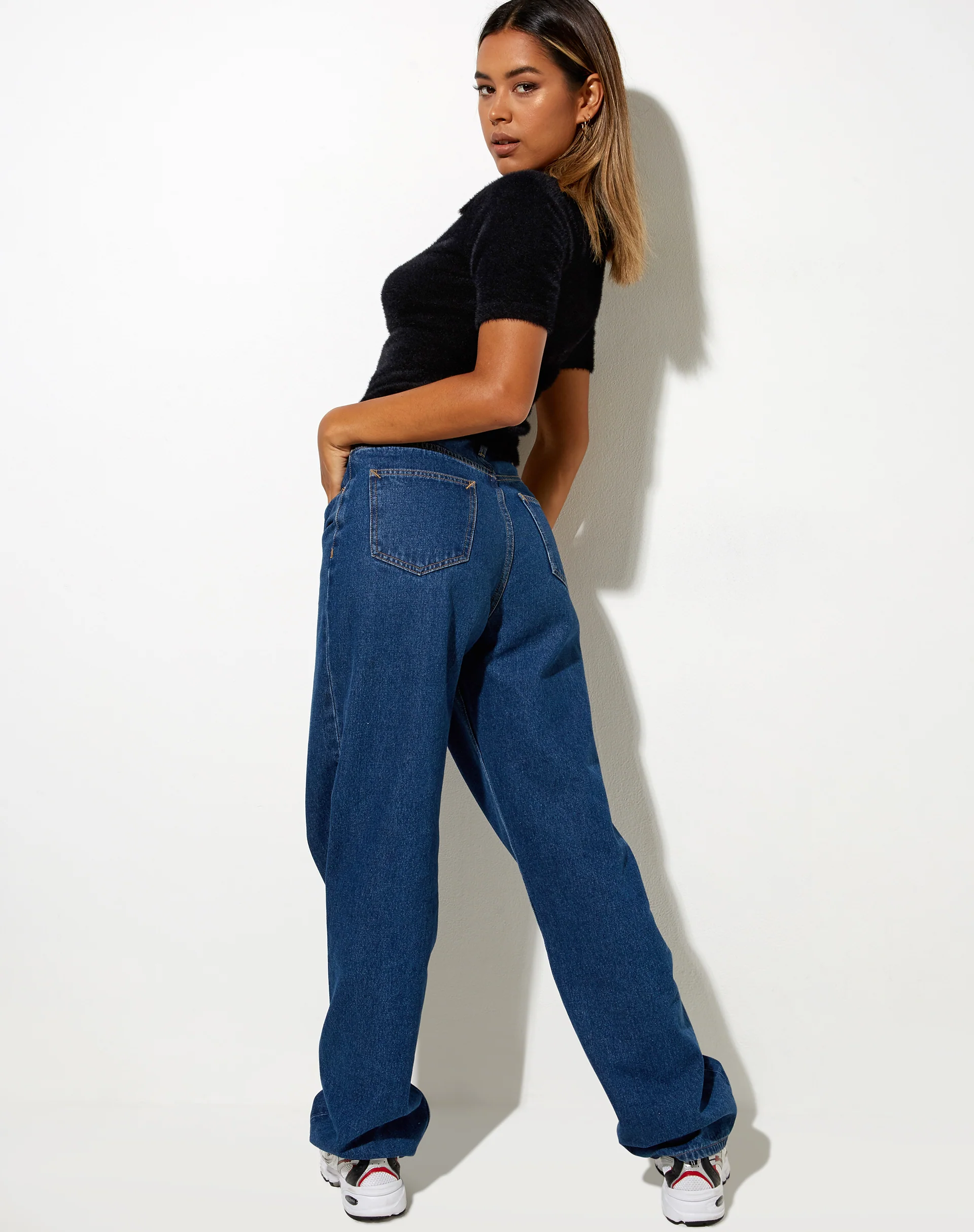 Pevita Crop Top in Fluffy Knit Black - Image 2