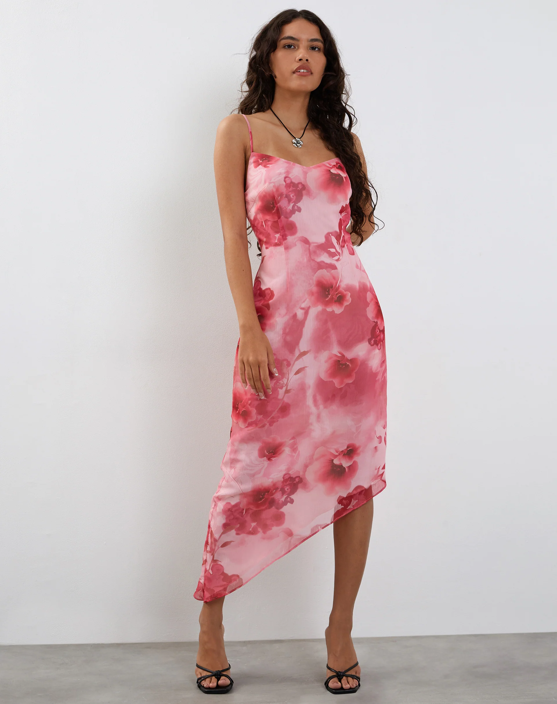 Preston Midi Dress in Watercolour Floral Pink - Image 3