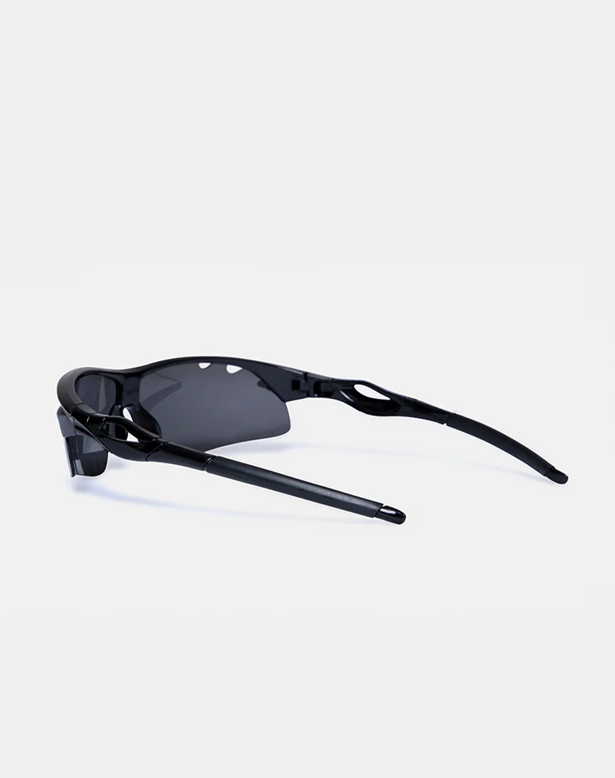 Rave Sunglasses in Black - Image 3