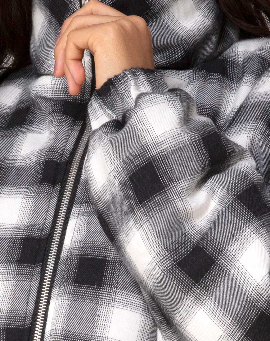 Raven Jacket in Plaid Black White - Image 5