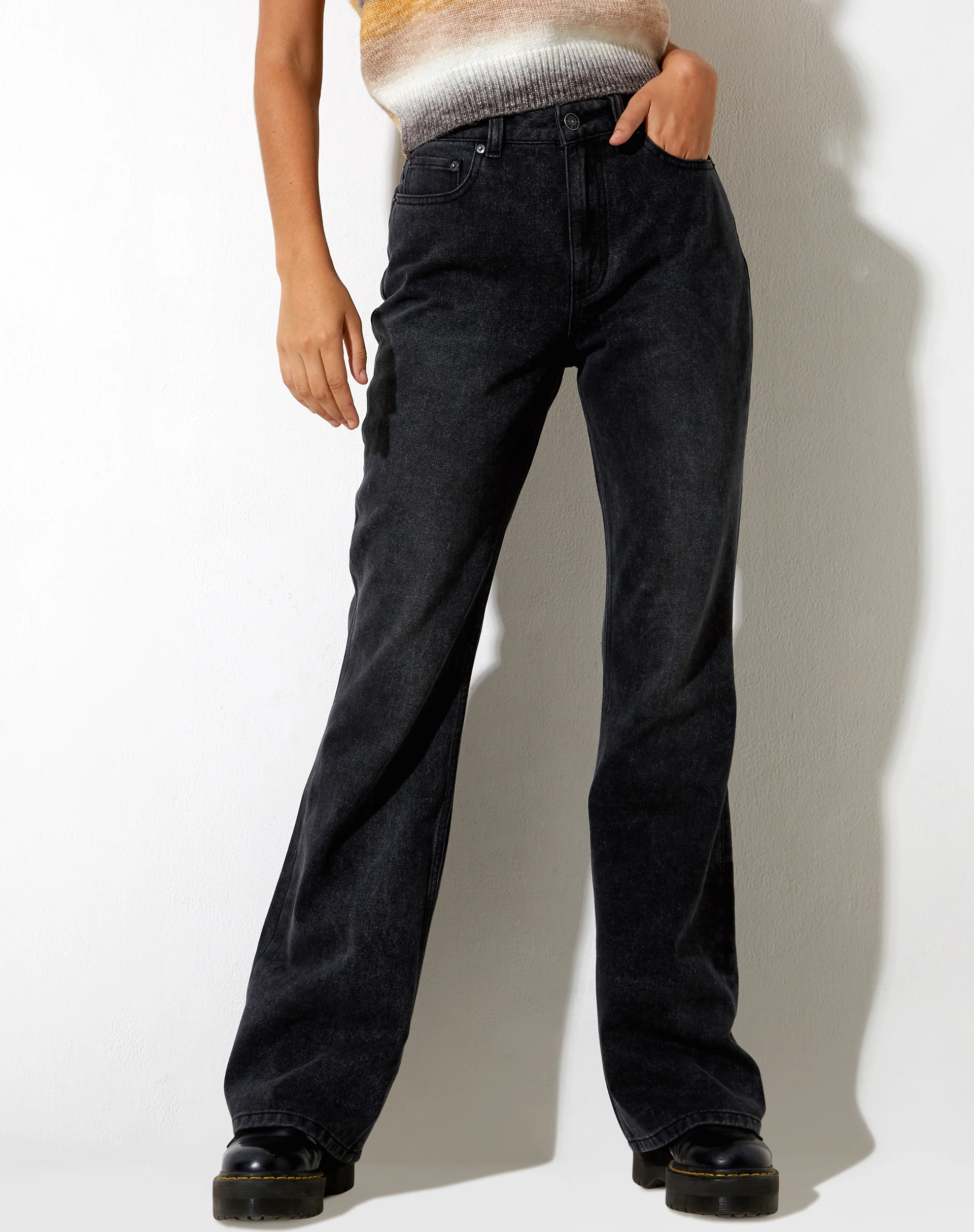 Relaxed Bootleg Jeans in Black Grunge - Image 2