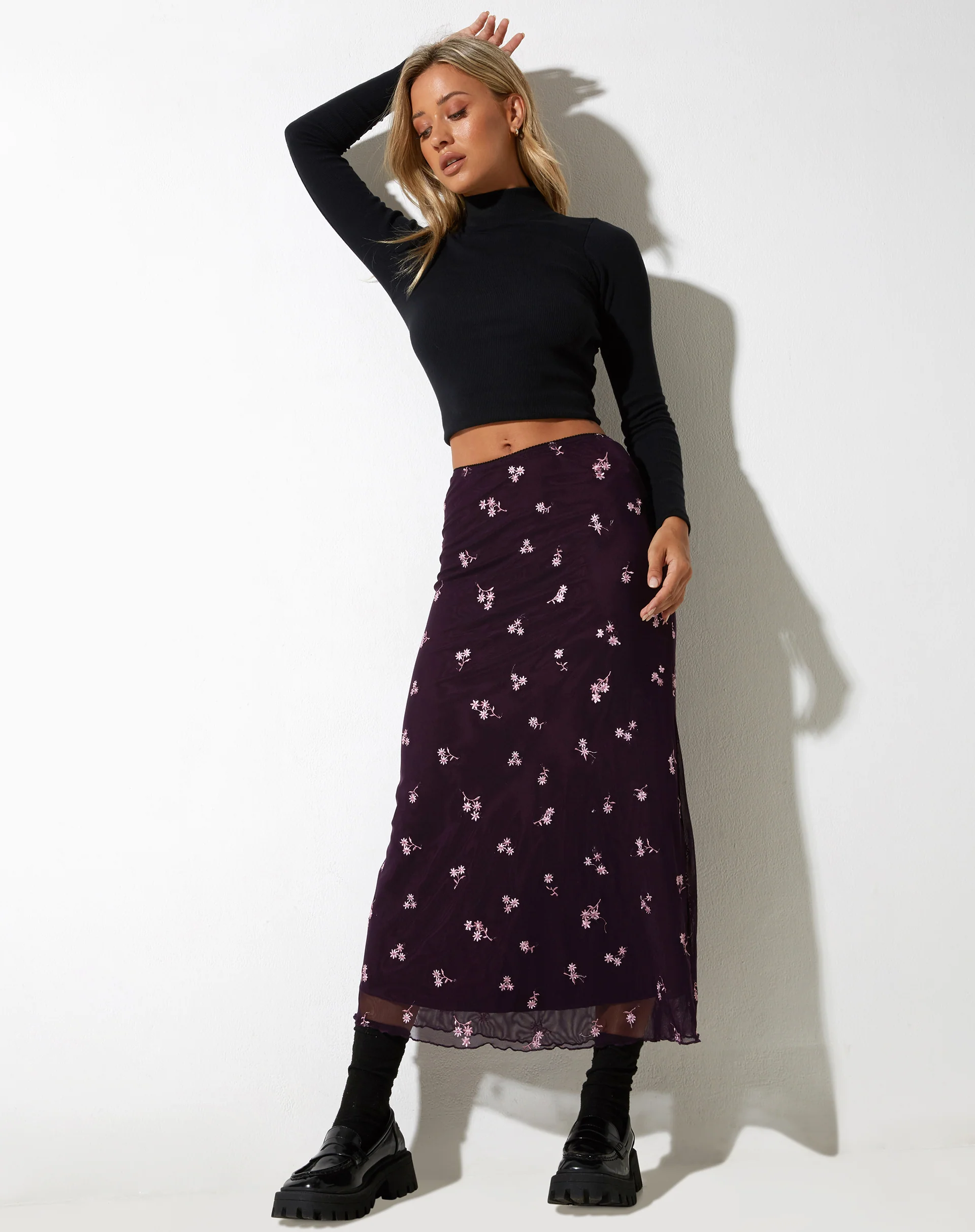 Rindu Maxi Skirt in Plum Daisy Embro - Image 4