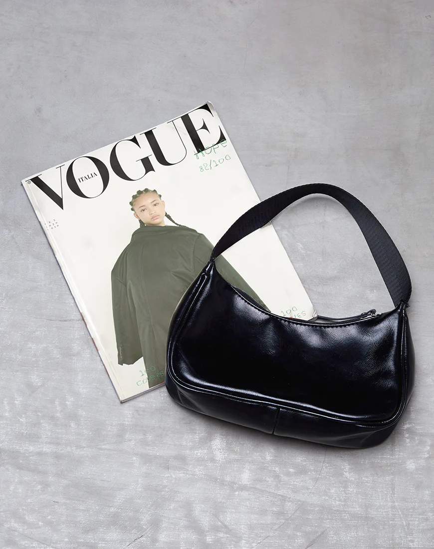 River Shoulder Bag in Black - Image 3