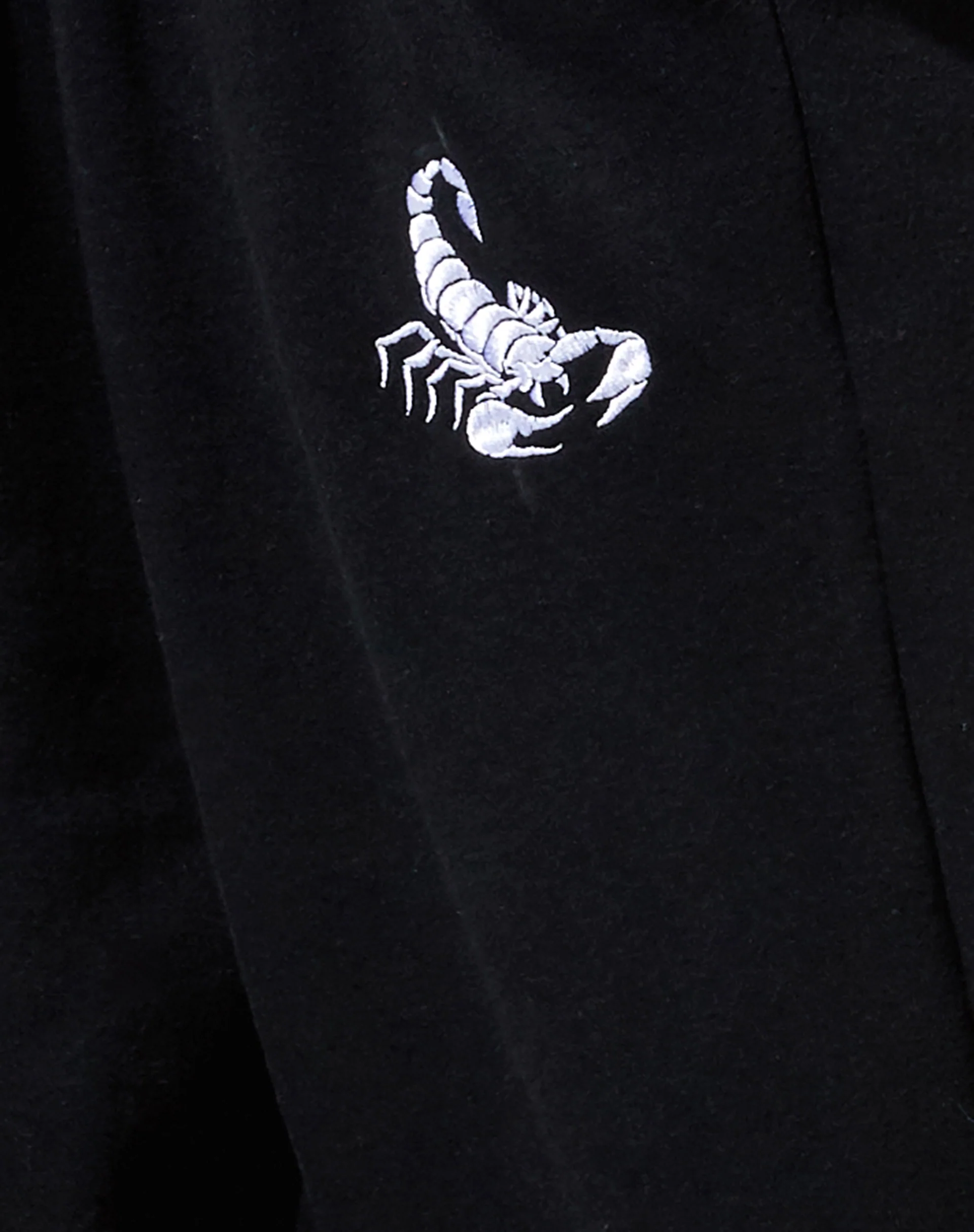 Roider Jogger in Black with Scorpion White Embro - Image 7