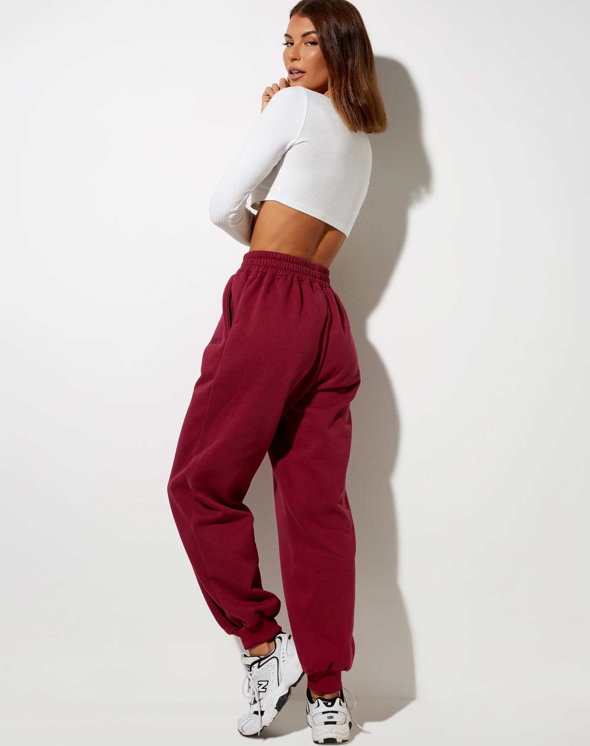 Roider Jogger in Burgundy 'Angel' Embro - Image 2