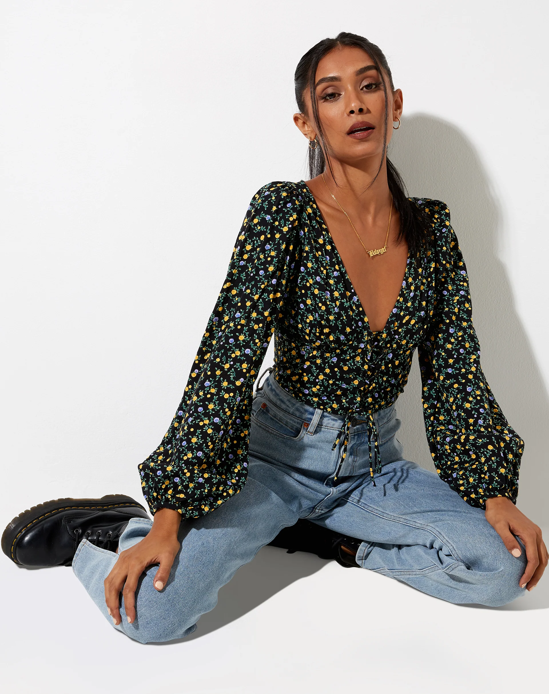 Romina Top in Flowing Flower Black - Image 3