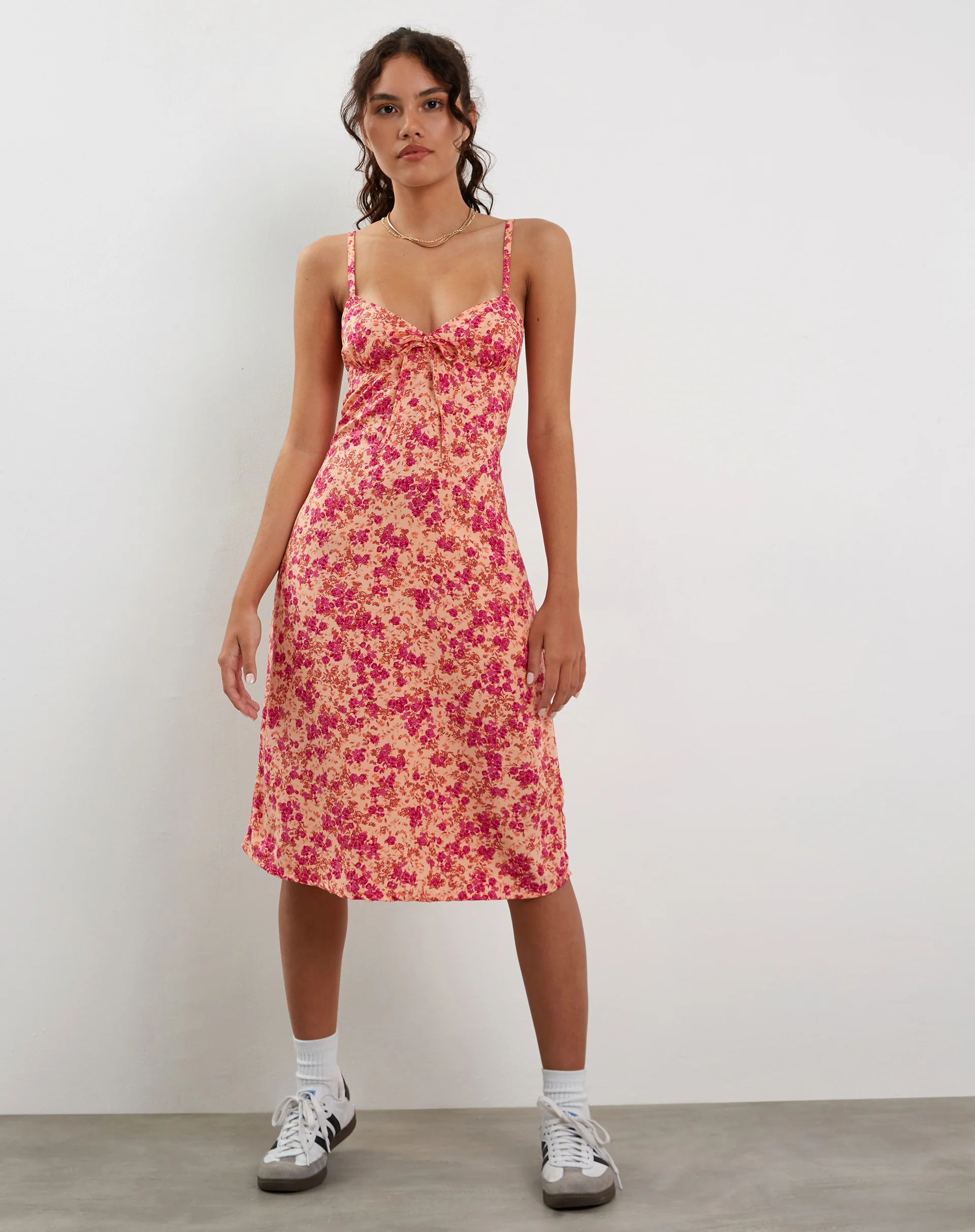 Ronsha Midi Dress in Dark Wild Flower Cantaloupe - Image 3