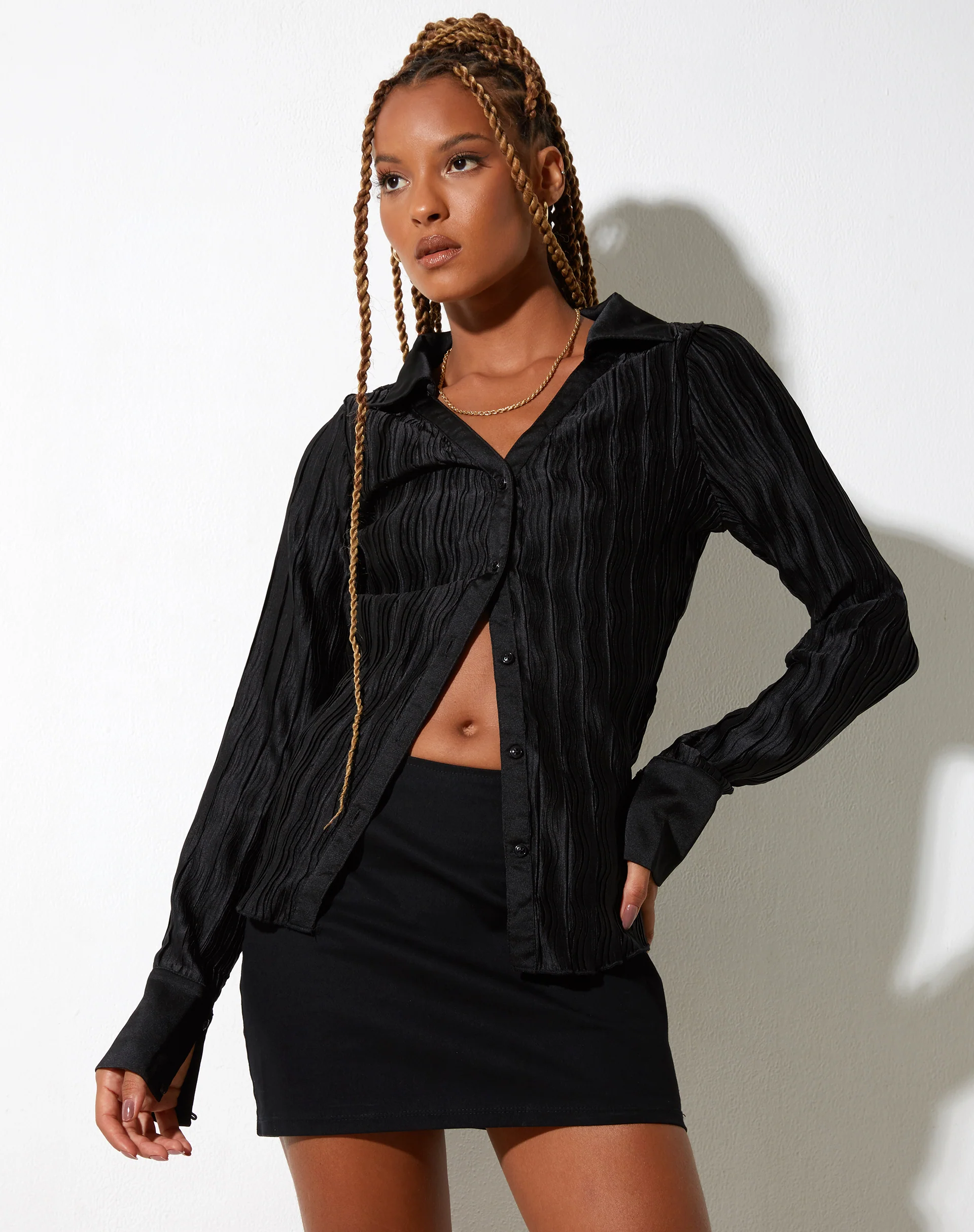 Sagira Long Sleeve Top in Crinkle Black - Image 4