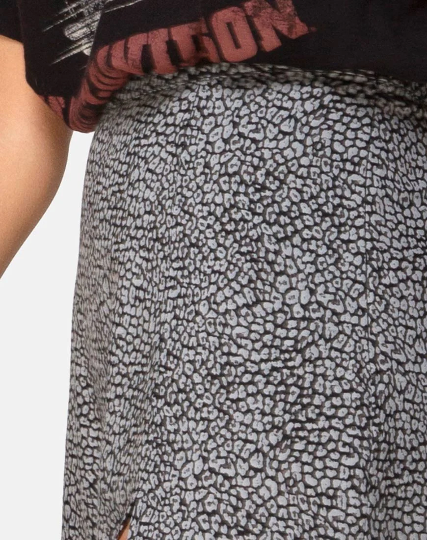 Saika Midi Skirt in Ditsy Leopard Grey - Image 5