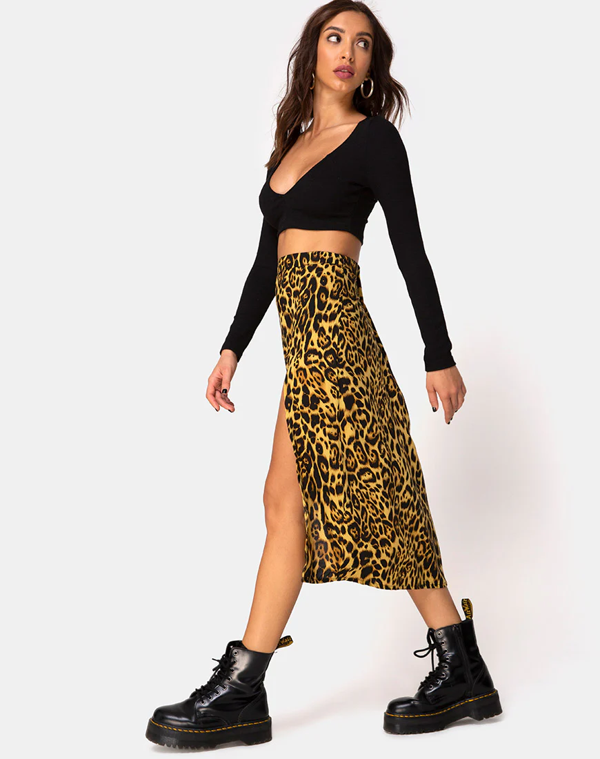 Saika Midi Skirt in Leopard - Image 2