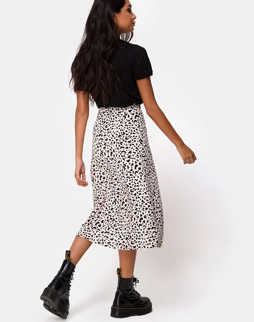 Saika Midi Skirt in Wild Thing - Image 4