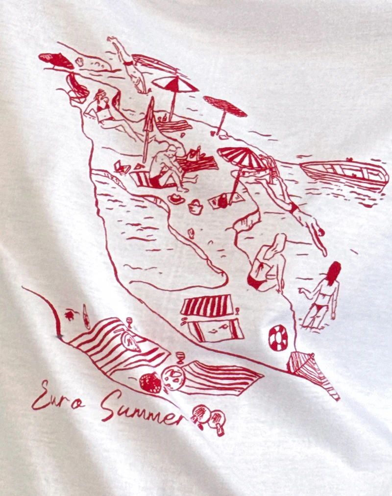 Saki Tee in White with Royal Red Euro Summer - Image 5