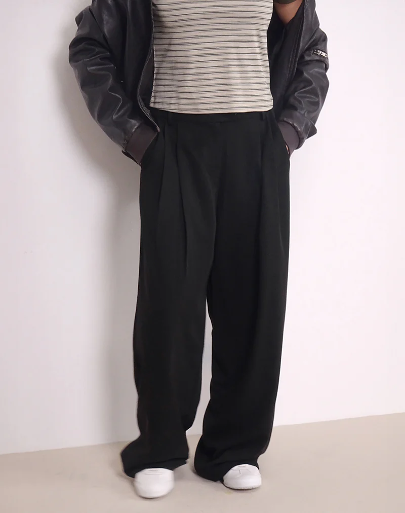 Sakira Oversized Wide Leg Trousers in Black - Image 5