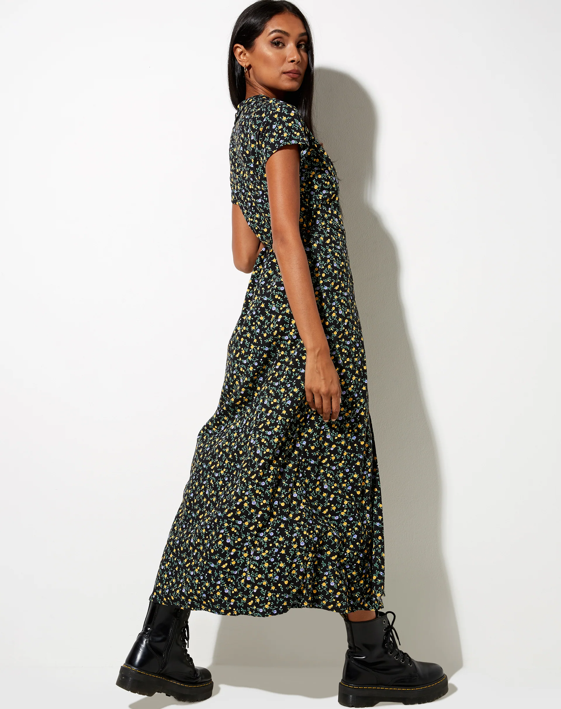 Salara Midi Dress in Flowing Flower Black - Image 3