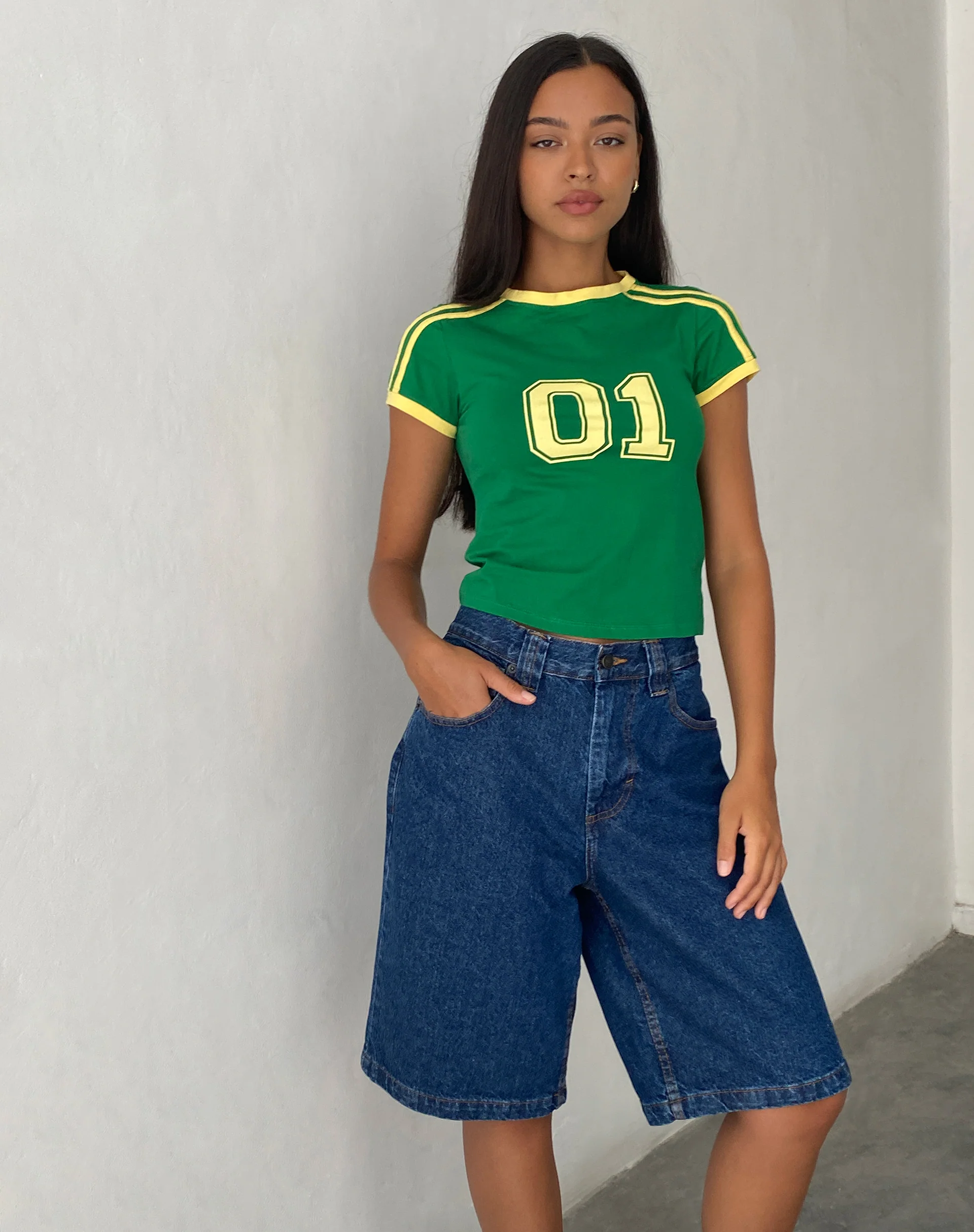 Salda Sporty Fitted Tee in Green - Image 2