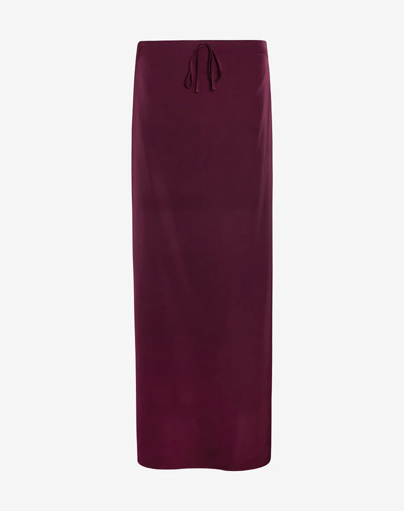 Sarinem Maxi Skirt in Satin Burgundy - Image 6