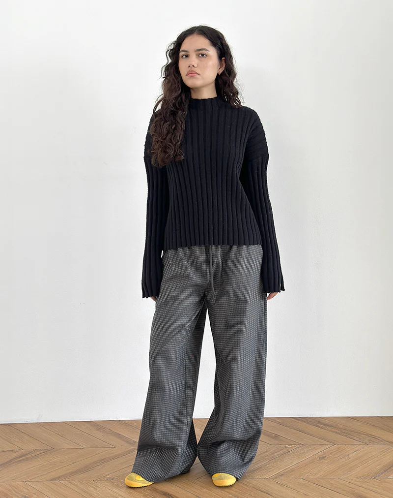 Sasari Oversize Trouser in Check Navy - Image 2