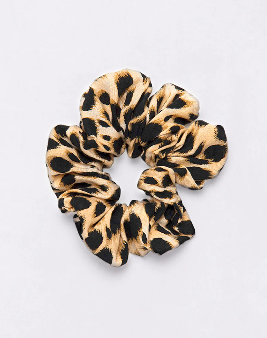 Scrunchie in Cheetah - Image 3