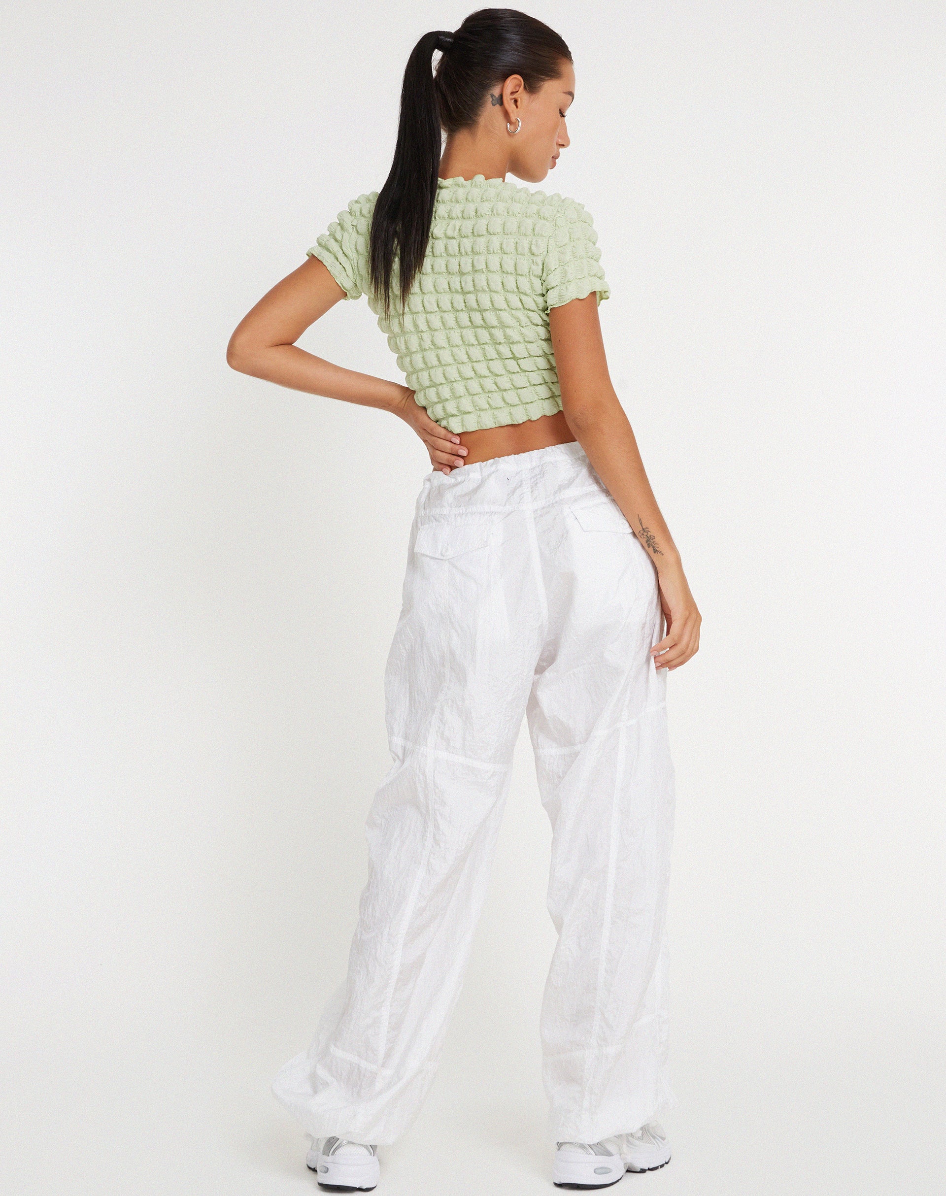 Shrunken Top in Big Bubble Jersey Pastel Lime - Image 5
