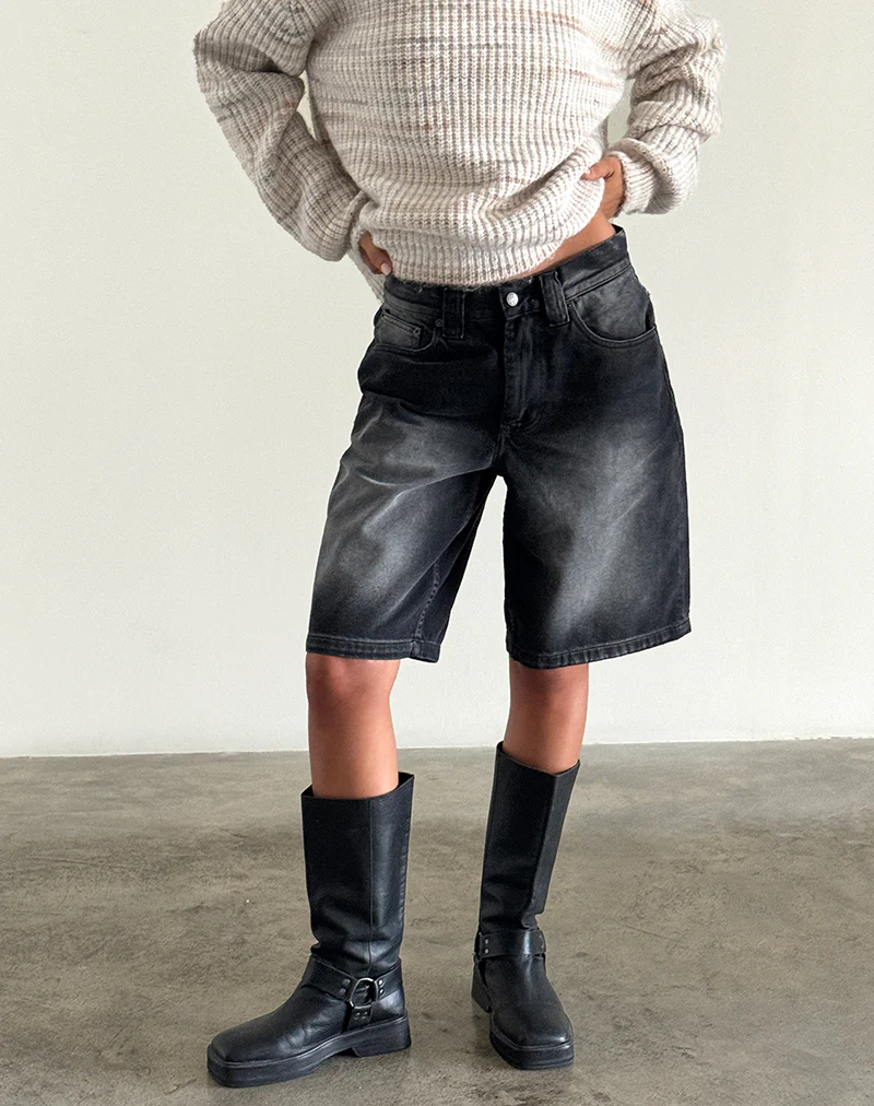Low Rise Denim Skater Short in Extreme Black