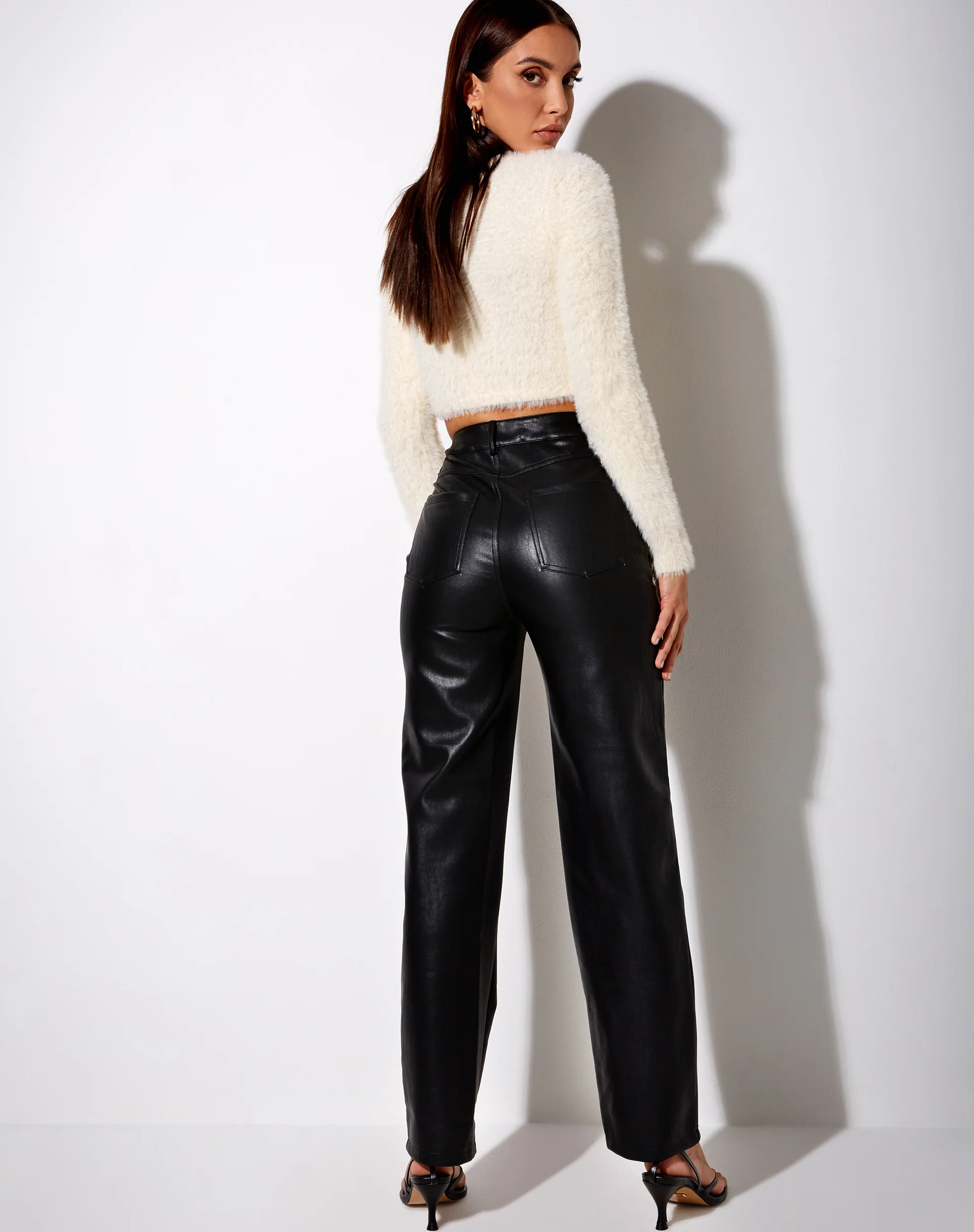 Skinny Cropped Jumper in Furry Knit Cream - Image 5