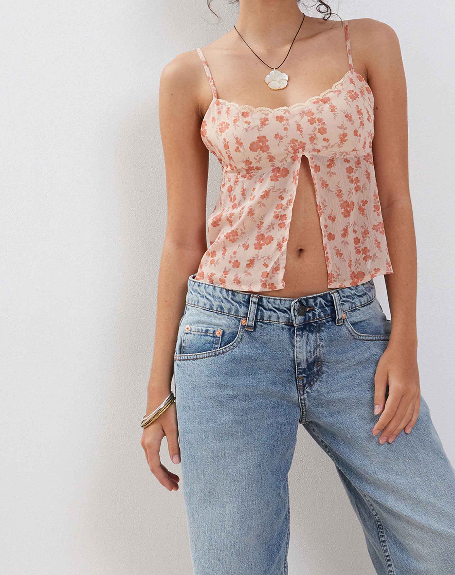 Slavina Cami Butterfly Top in Peach Cherry Blossom - Image 3