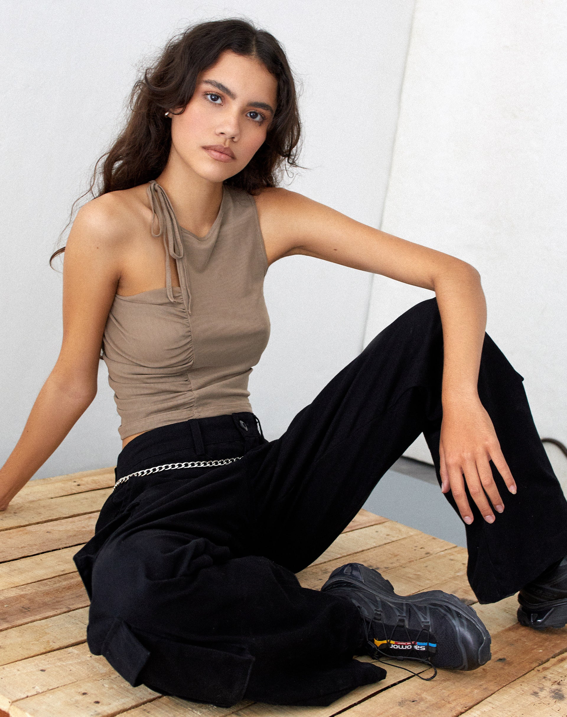 MOTEL X JACQUIE Sonja Crop Top in Oatmeal - Image 3