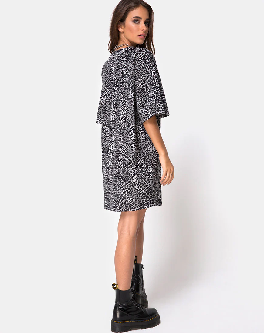 Sunny Kiss Tee in Rar Leopard Grey - Image 7