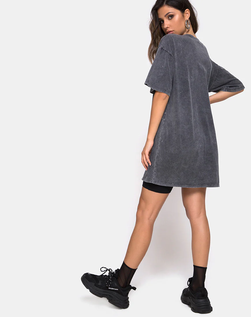Sunny Kiss Tee in Stone Wash with Angelo - Image 4