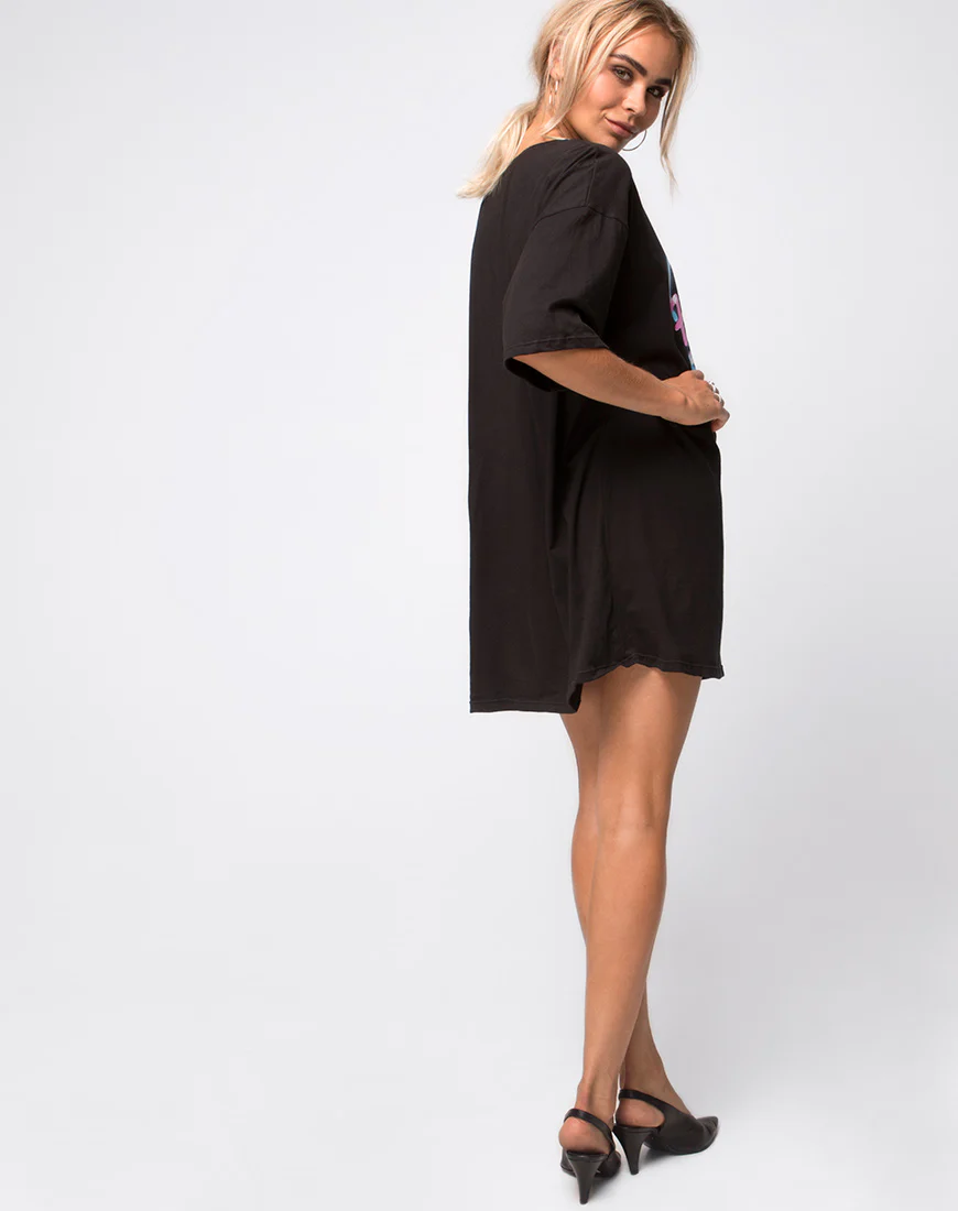 Sunny Kiss Tee in Black Heart Breaker - Image 4