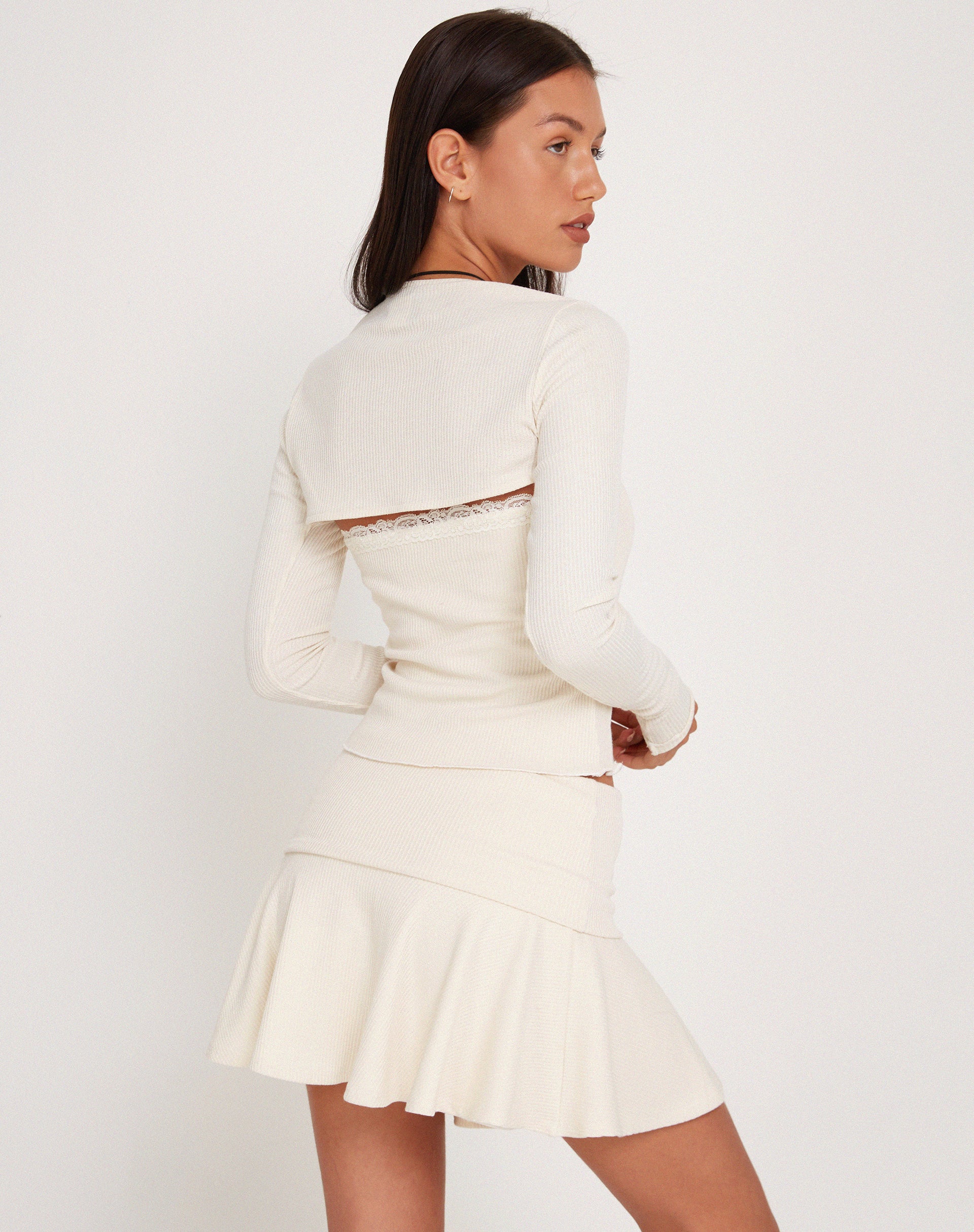 Suri Rib Shrug Top in Ivory - Image 6