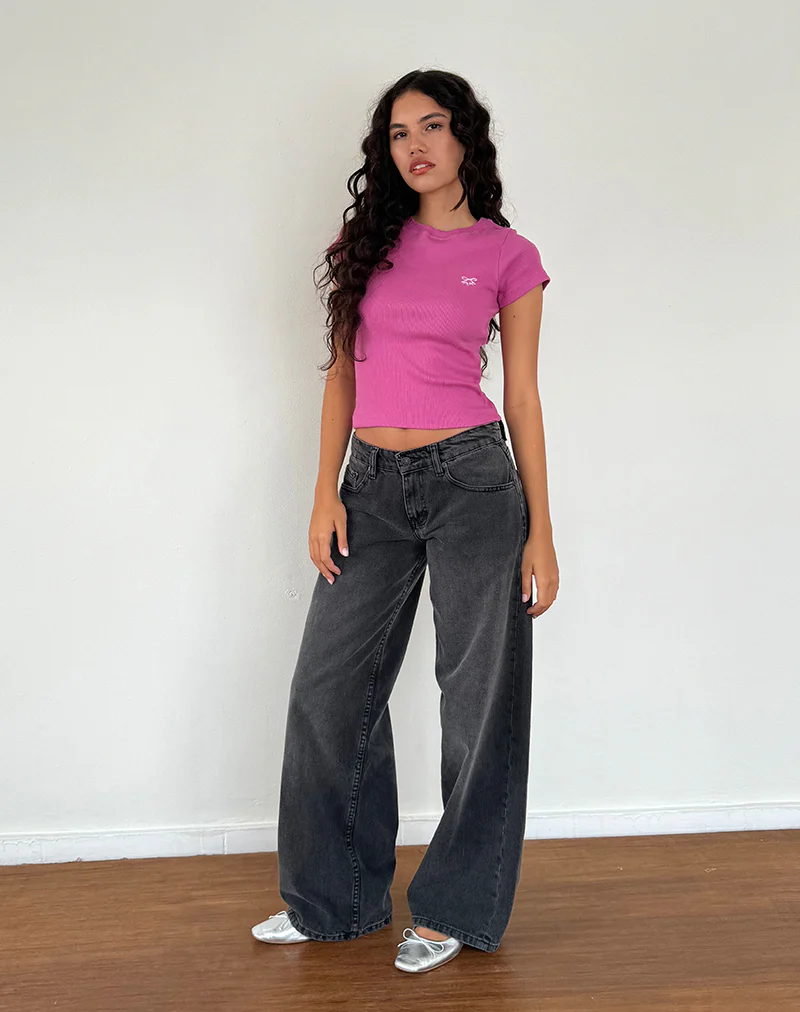Suti Tee in Cashmere Pink with Light Pink Bow M Embroidery - Image 3