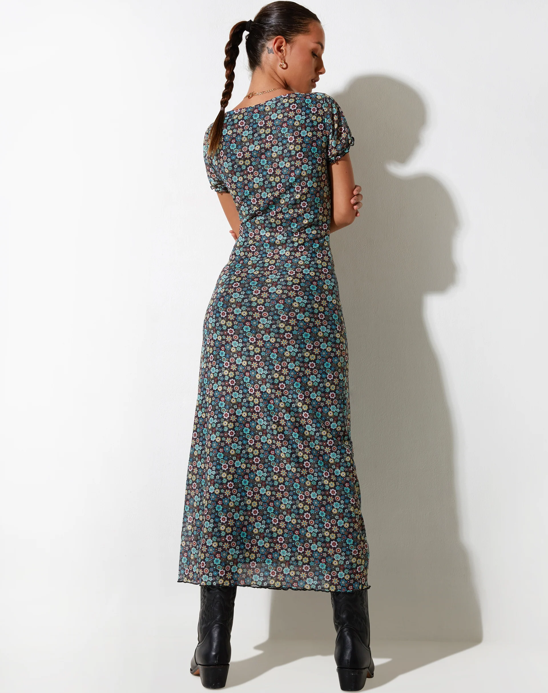 Taliah Maxi Dress in Folk Floral - Image 3