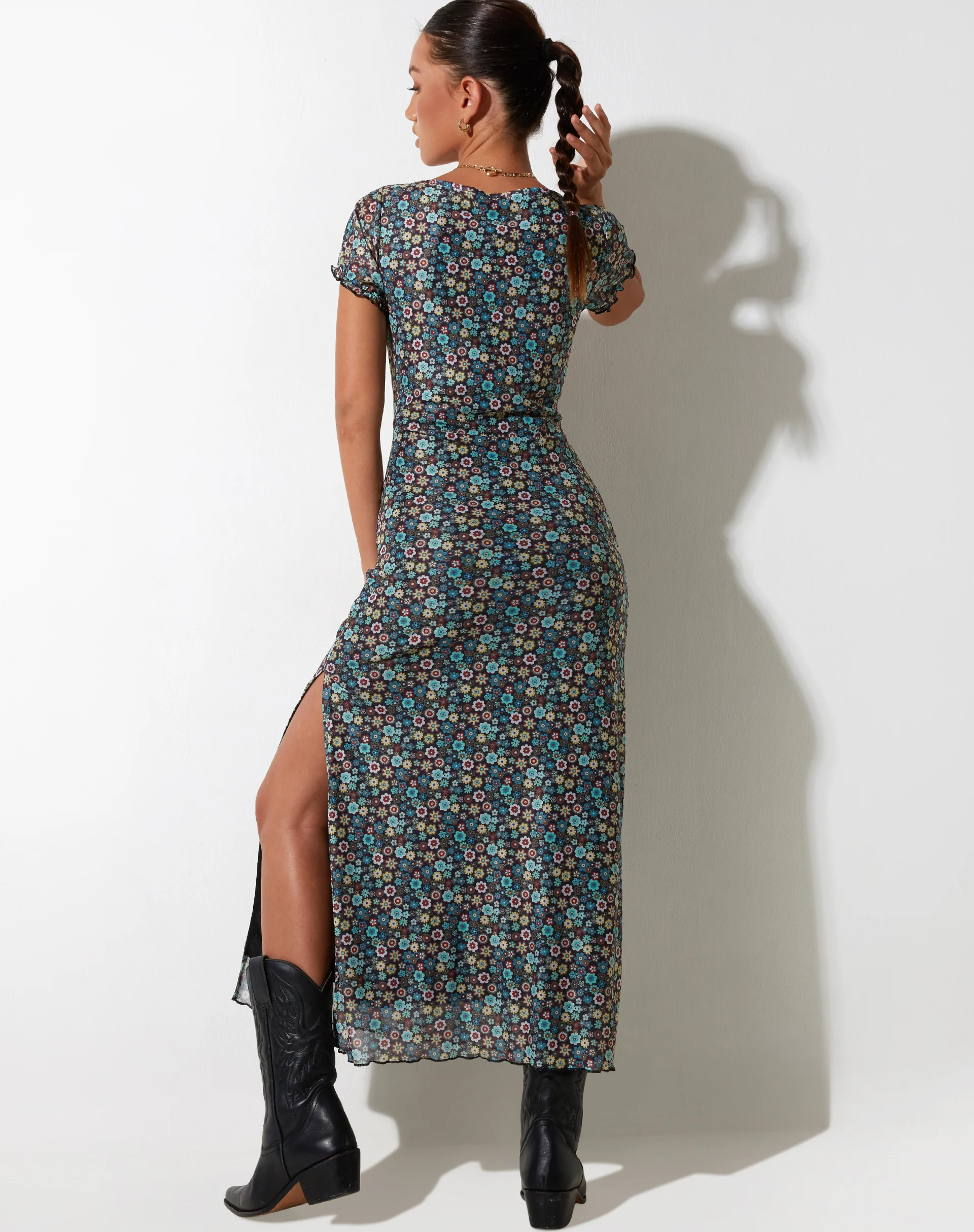 Taliah Maxi Dress in Folk Floral - Image 4