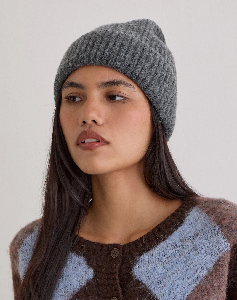 Tano Beanie in Dark Grey - Image 2
