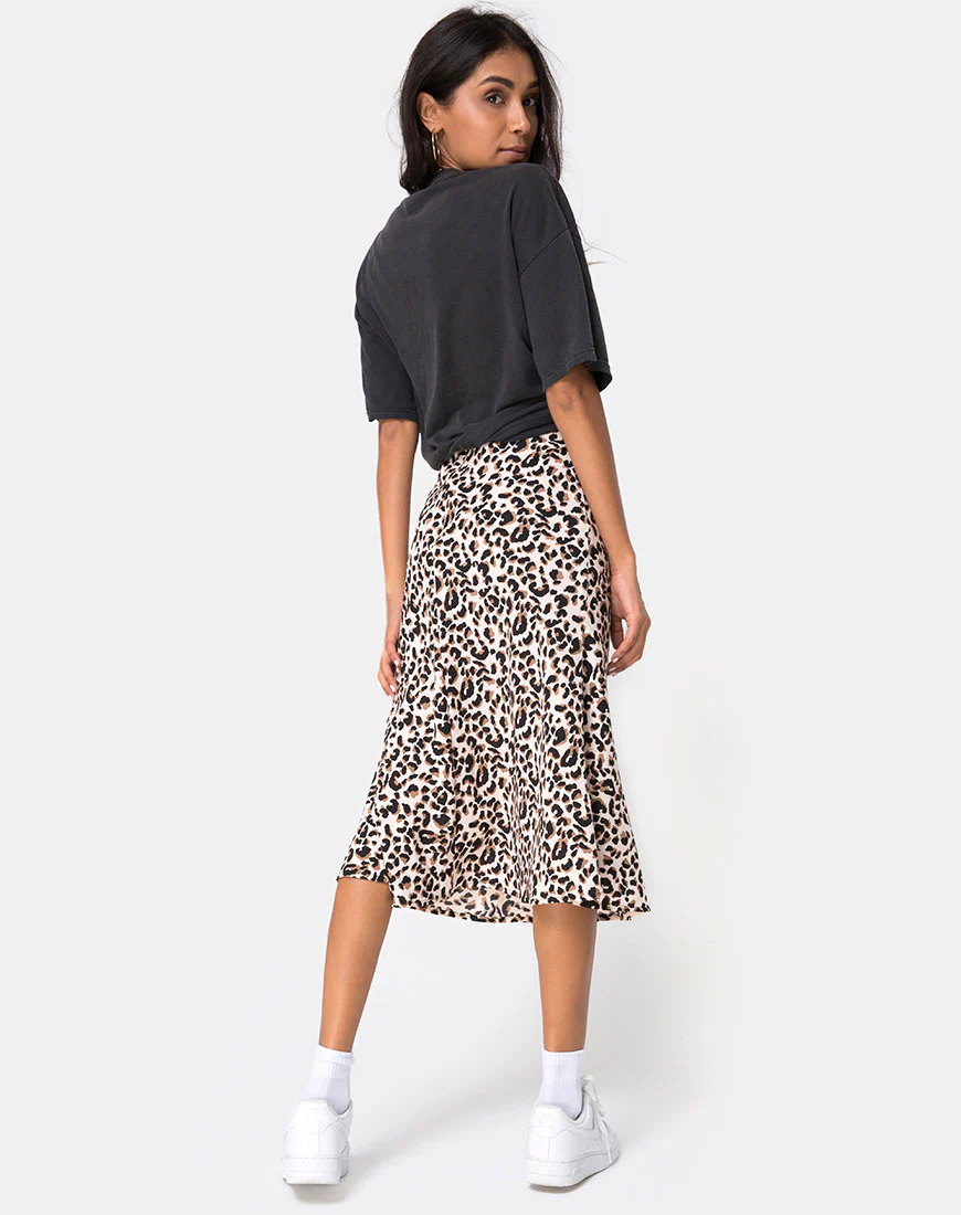 Tauri Midi Skirt in Pink Panther - Image 5