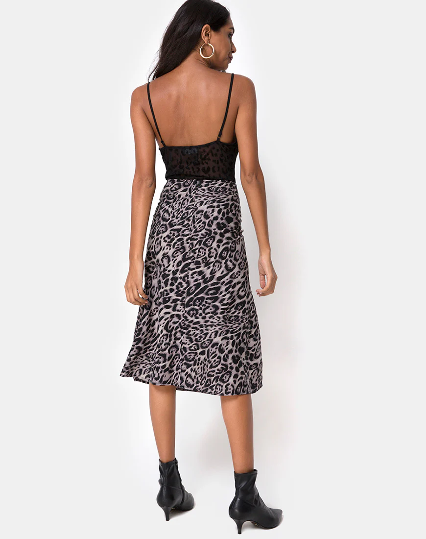 Tauri Midi Skirt in Leopard Grey - Image 2
