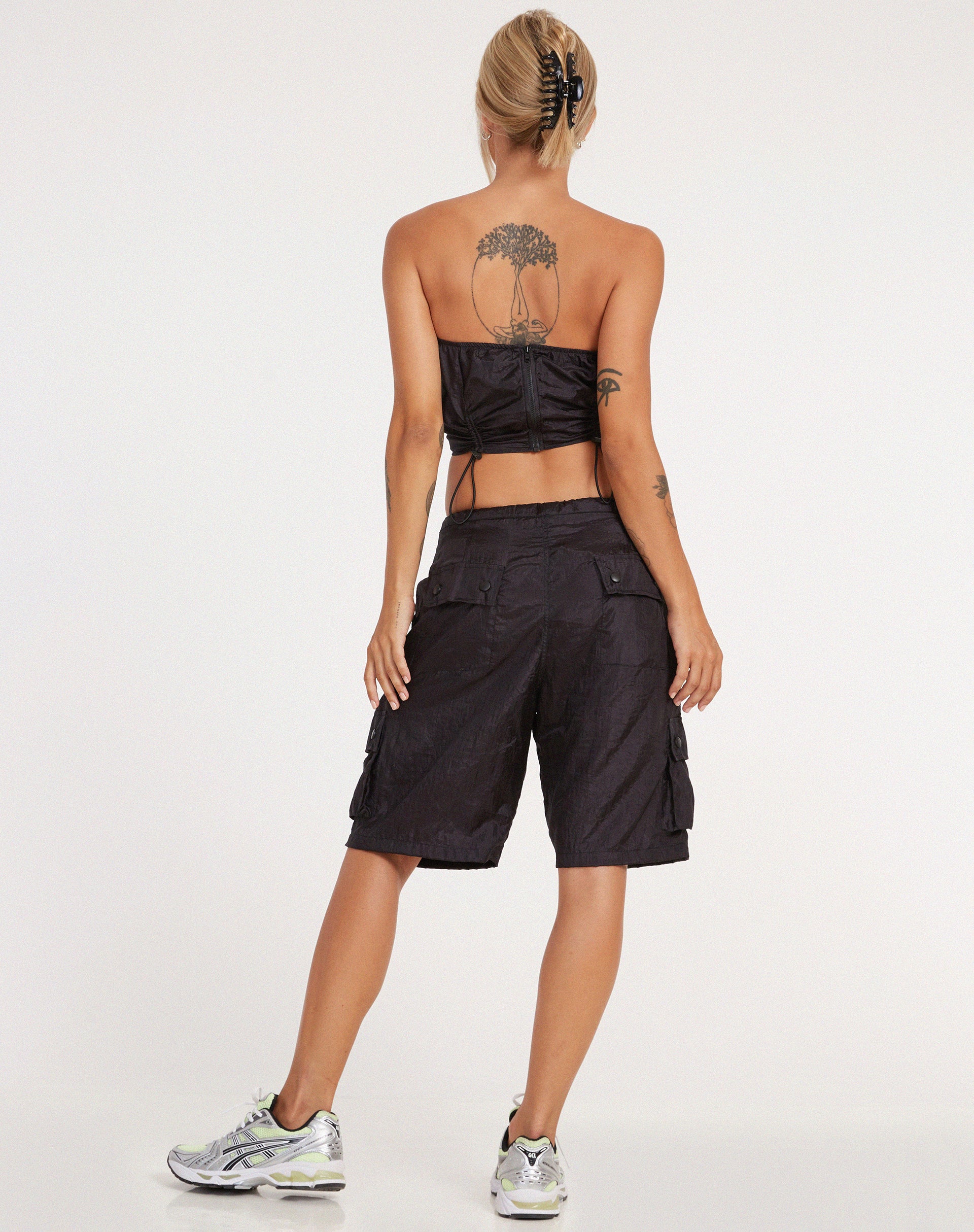 Tenchi Short in Parachute Black - Image 5