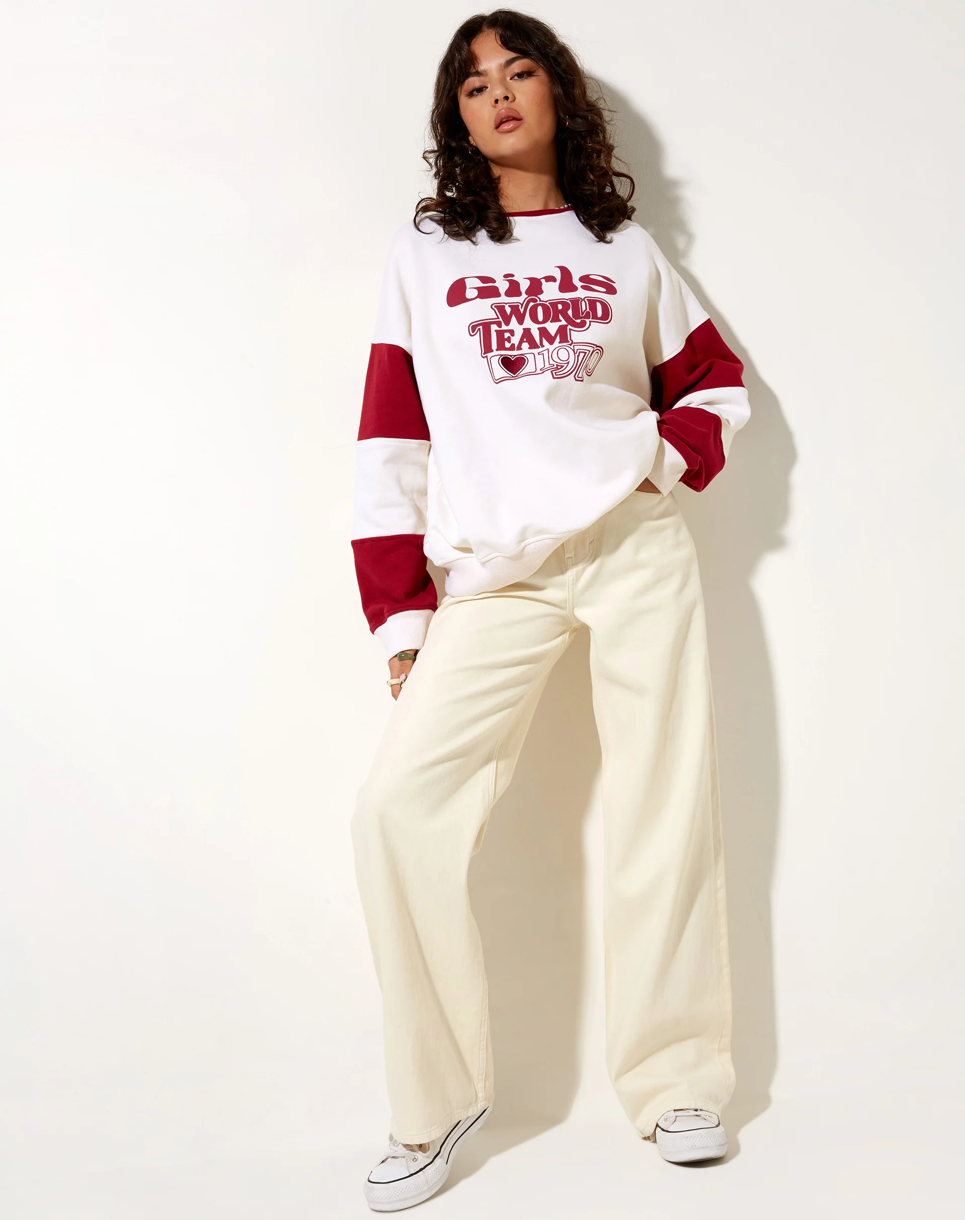 Tetty Sweatshirt in Ivory Red Adrenaline Girls World Team - Image 3