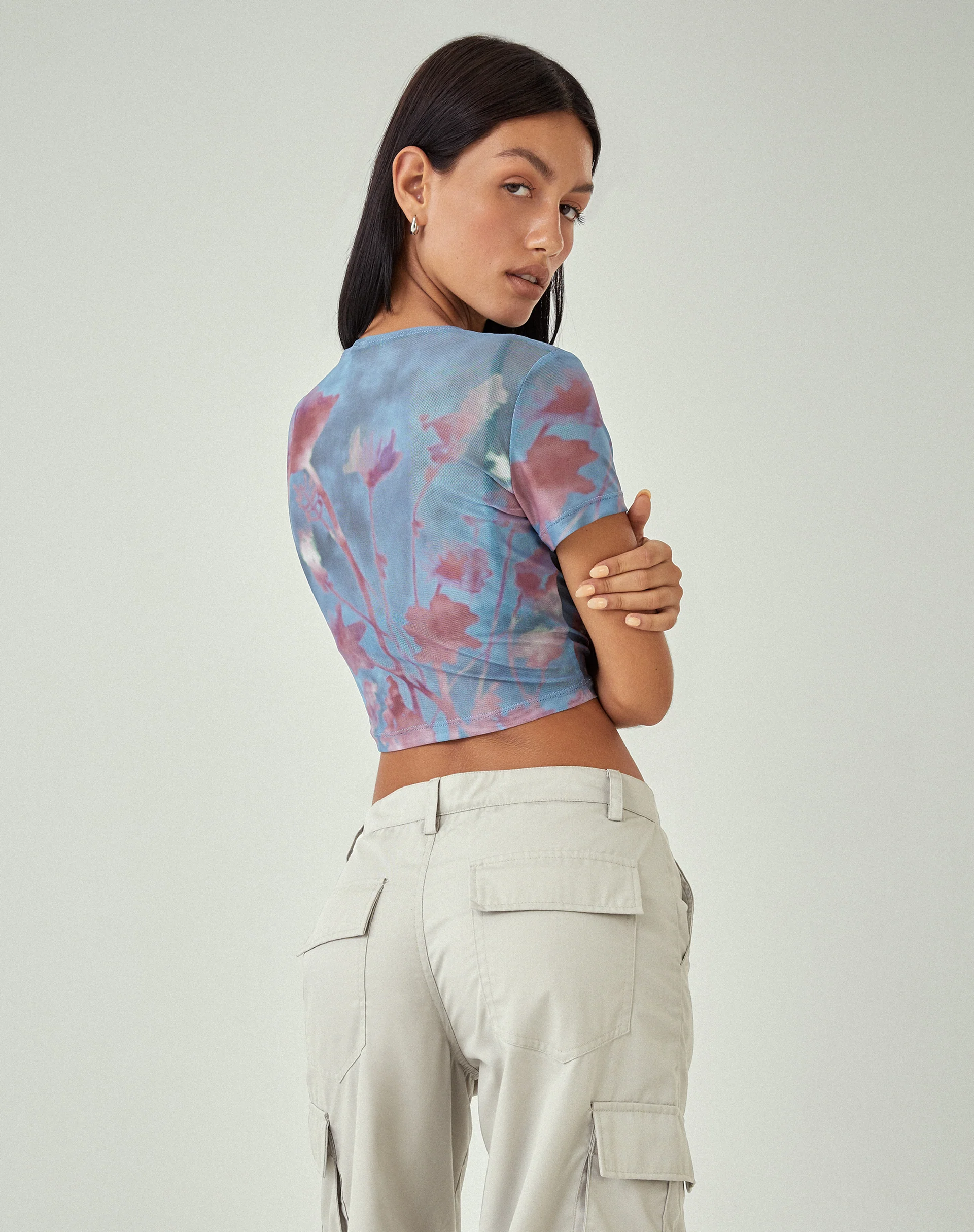MOTEL X JACQUIE Tonia Printed Top in Lumen Mesh Blue - Image 3