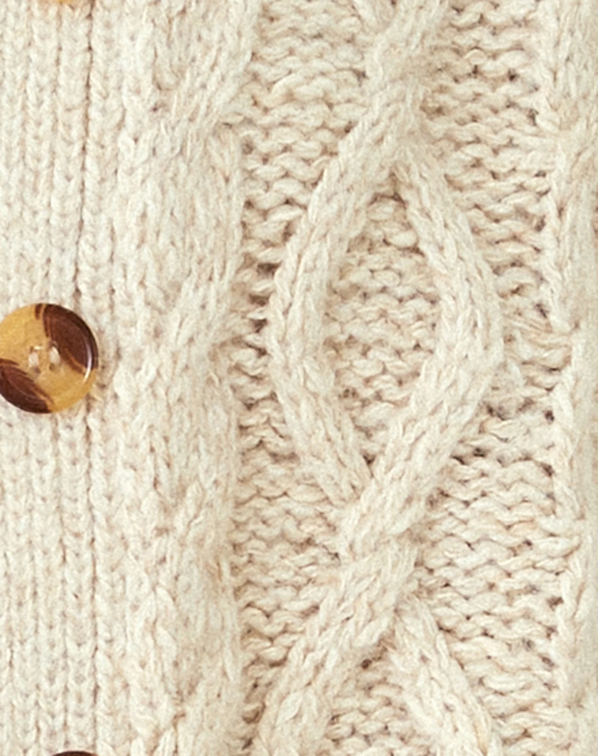 Triny Cardigan in Cable Knit Oatmeal - Image 6