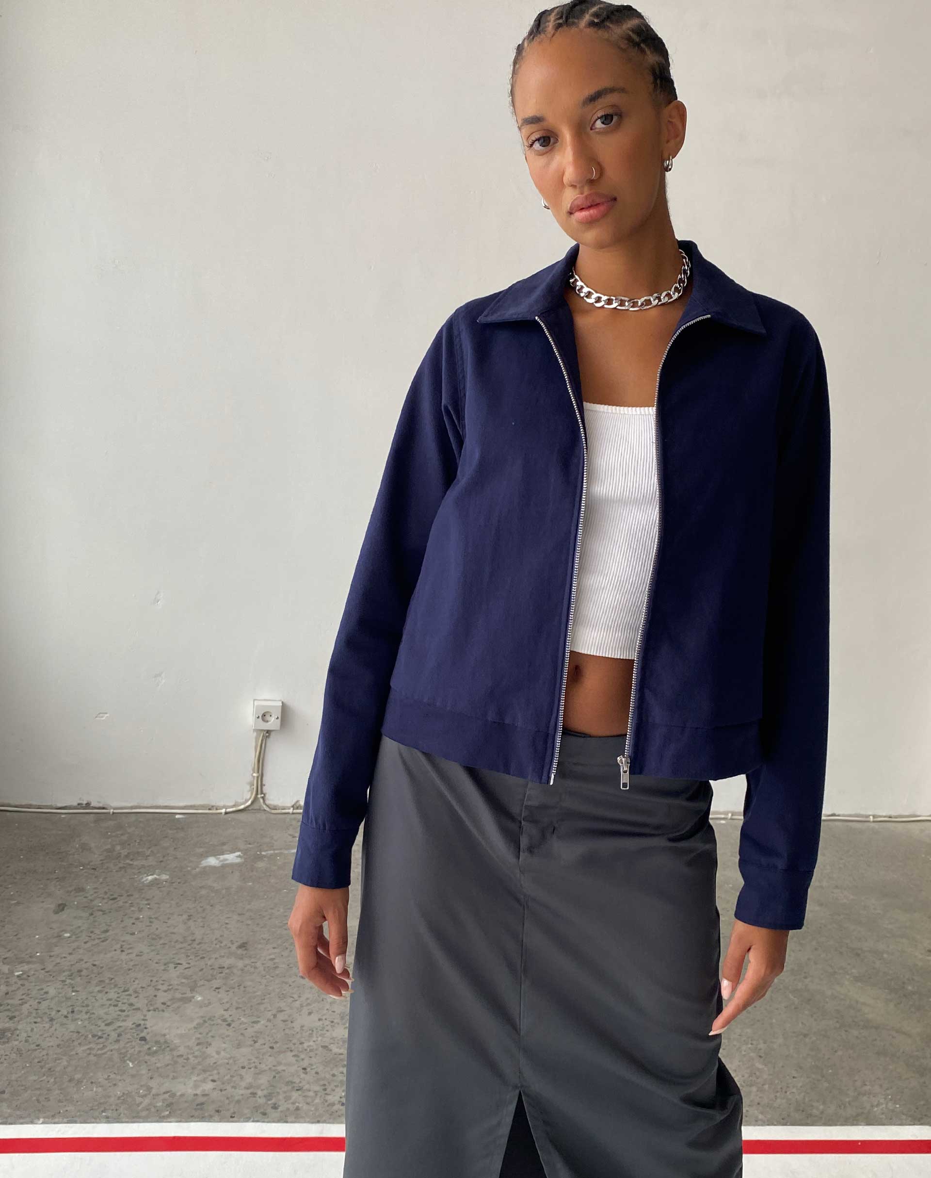 Tumbas Jacket in Navy - Image 2