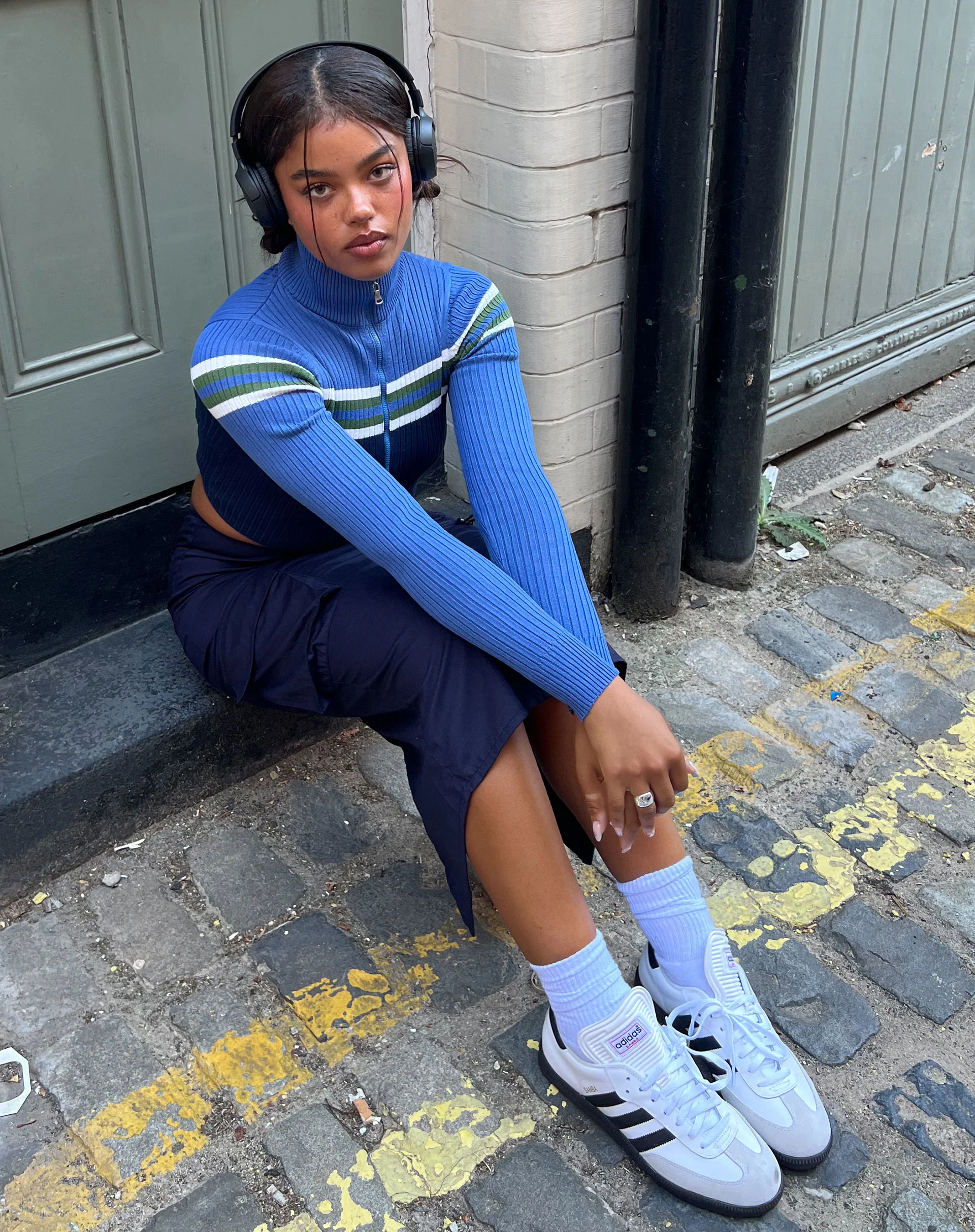 Tuzifa Cropped Knit Jumper in Navy Green and Blue - Image 2