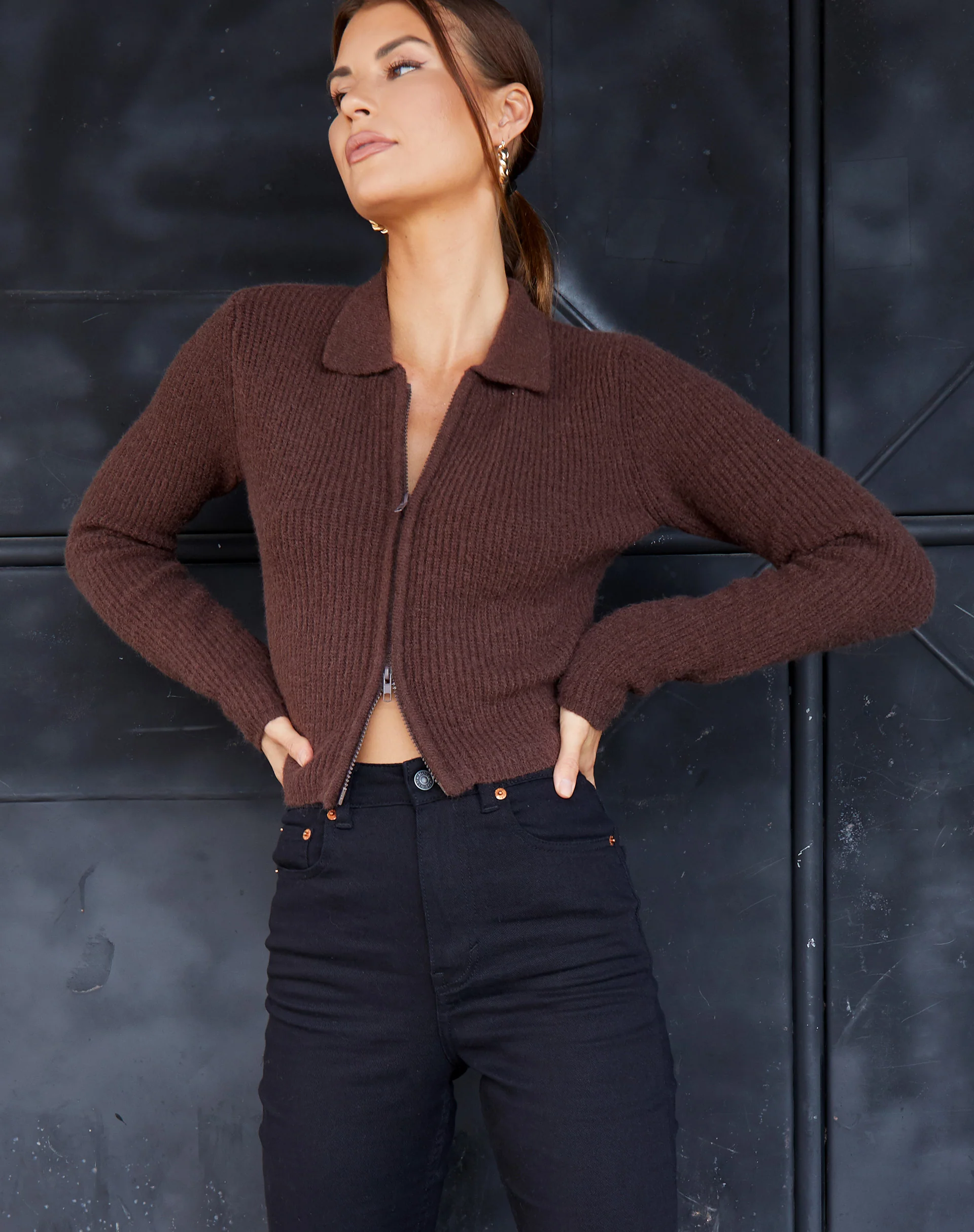 Tuzip Cardi in Knit Choco Brown - Image 5