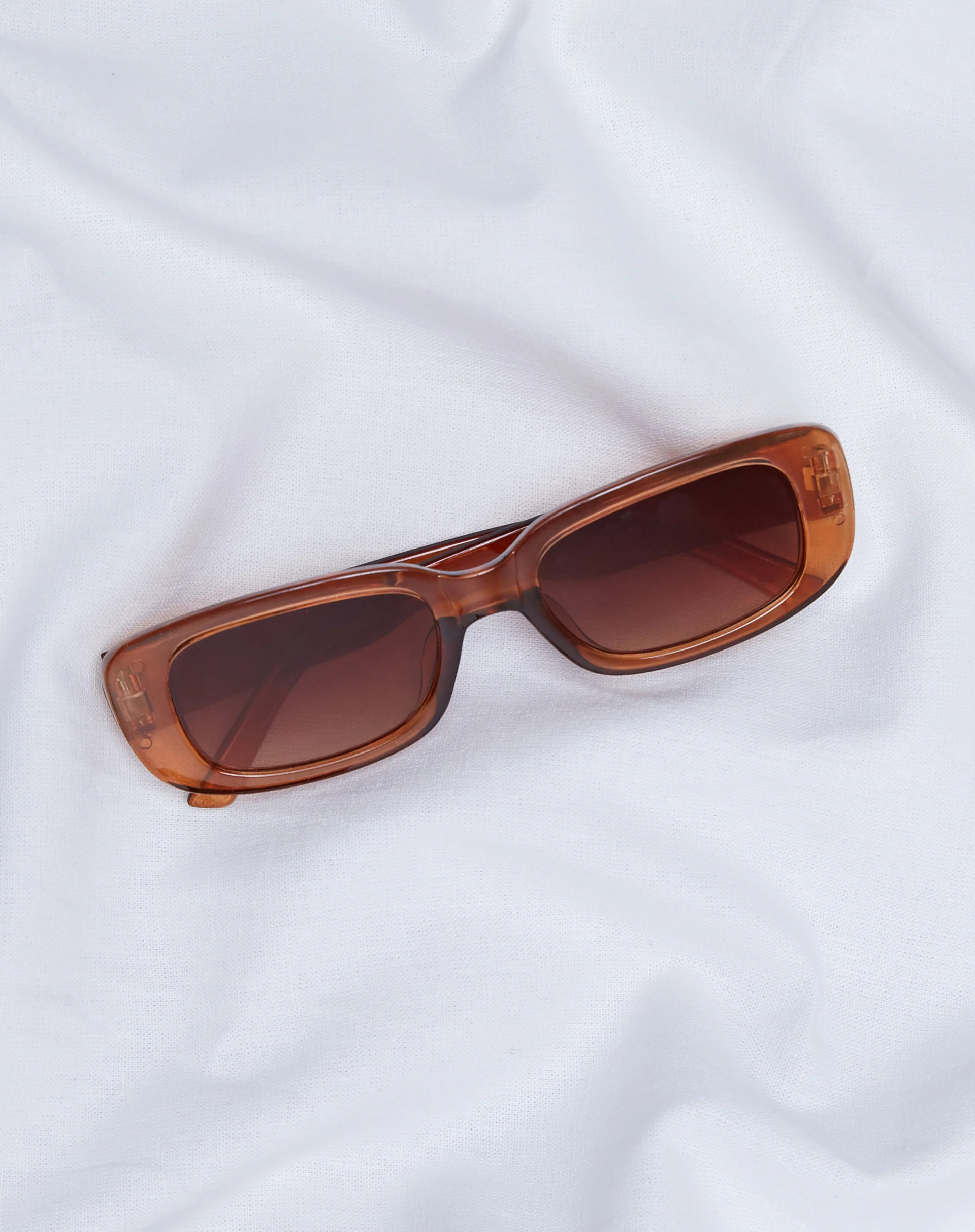 Versa Sunglasses in Brown - Image 2