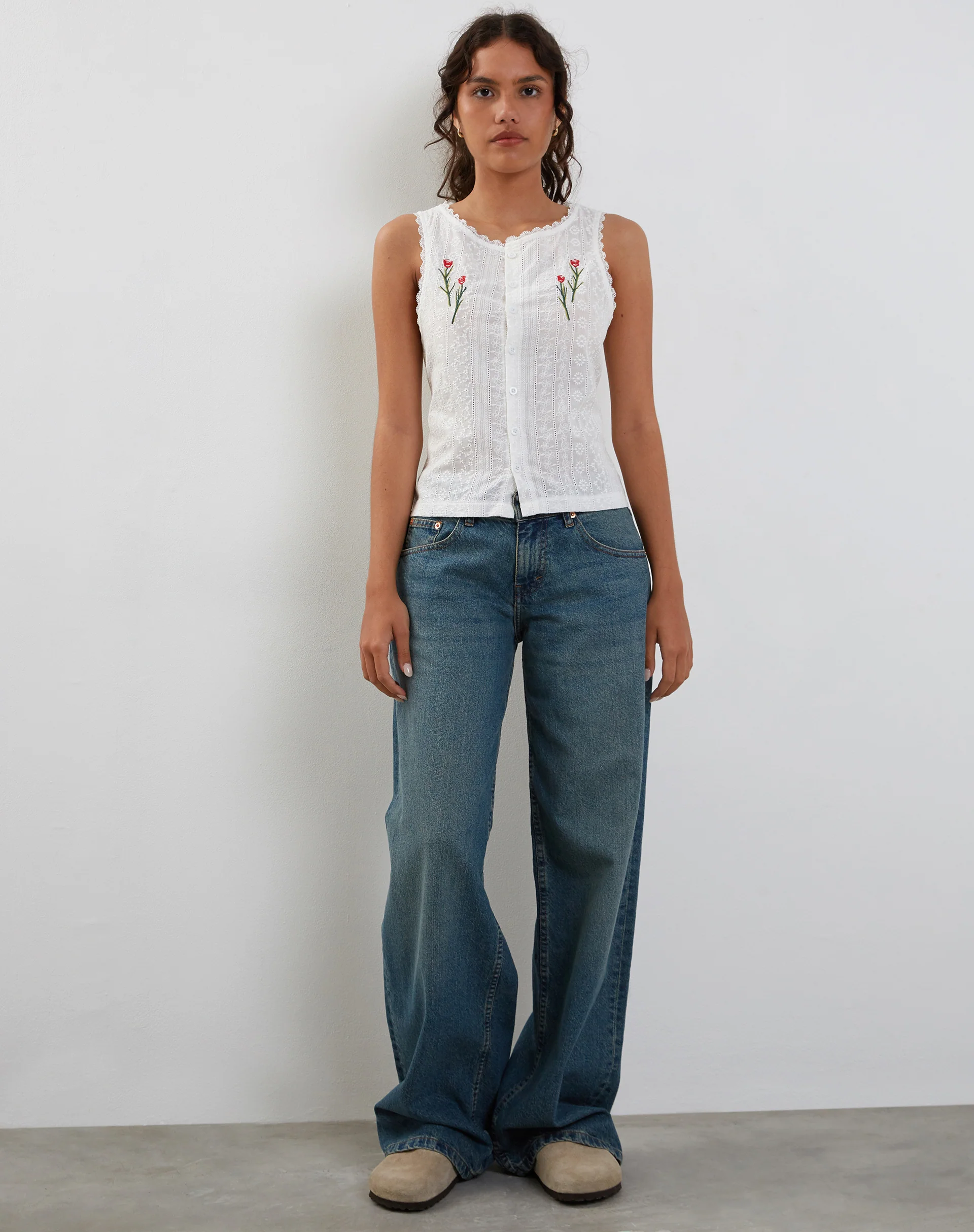 Vezia Broderie Sleeveless Top in White with Rose Embroidery - Image 3