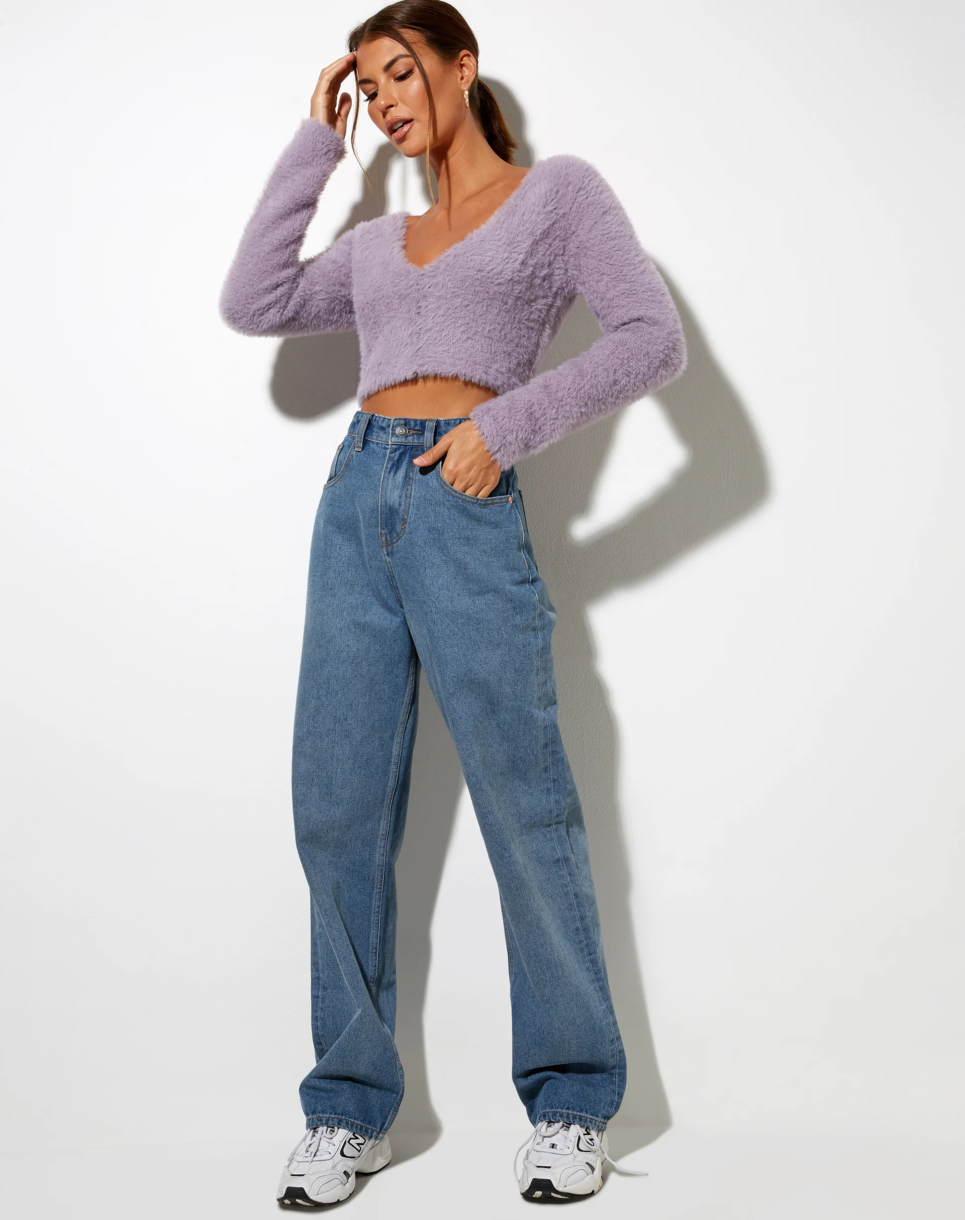 Vima Cropped Cardigan in Knit Dusty Lilac - Image 3